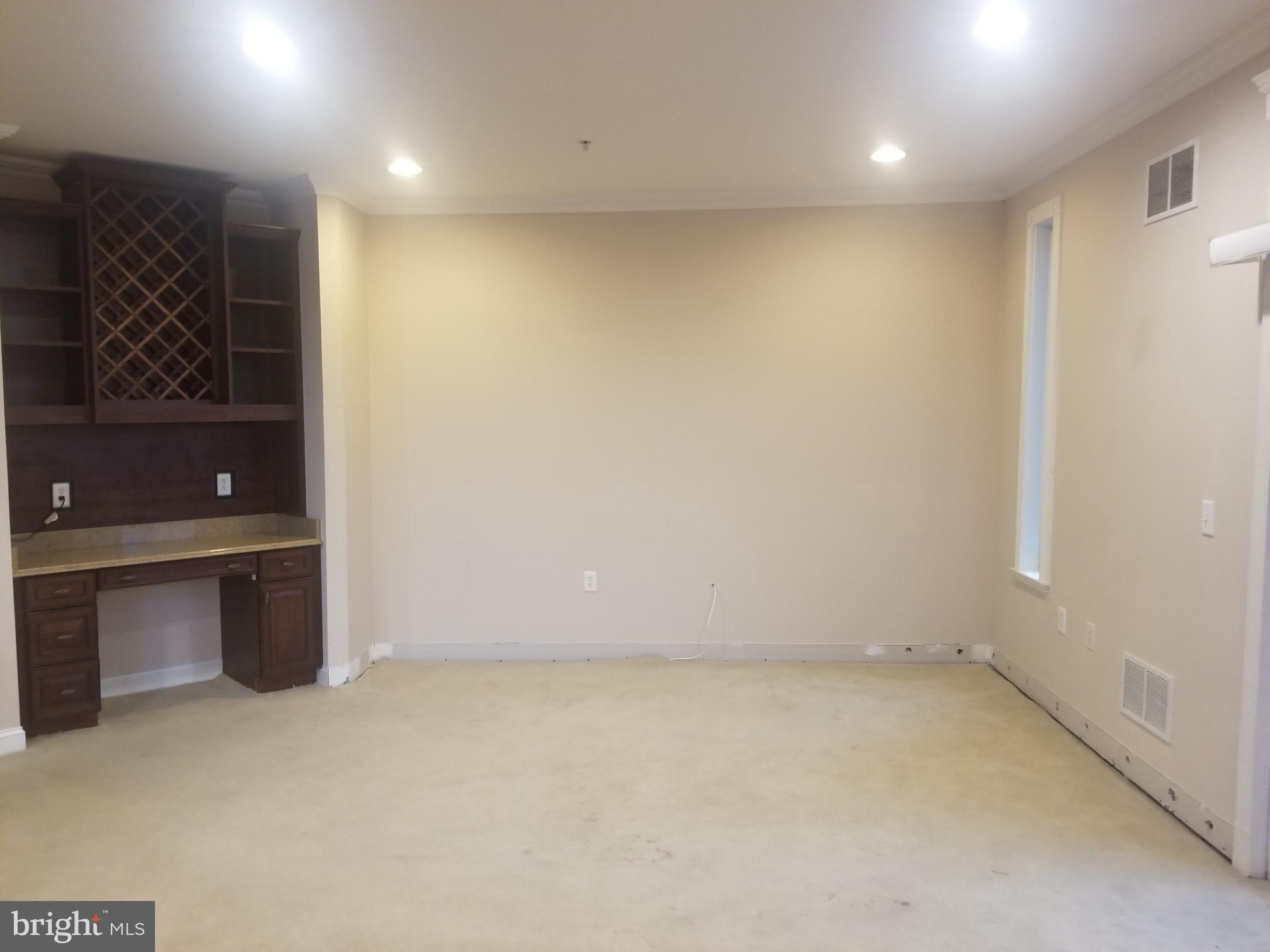 THE GRANDE AT RIVERVIEW - Residential