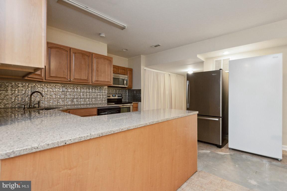 GREEN MEADOWS - Residential
