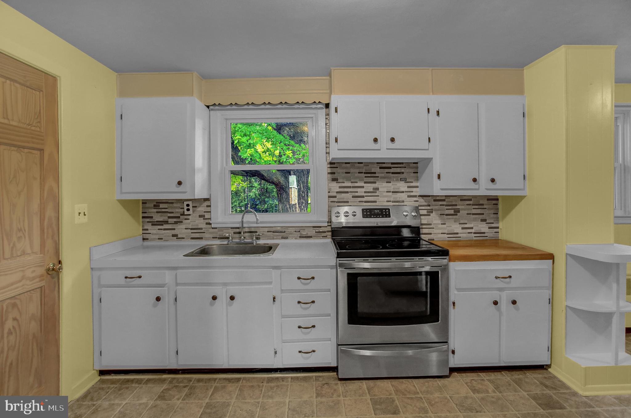 WOODLAND VIEW - Residential