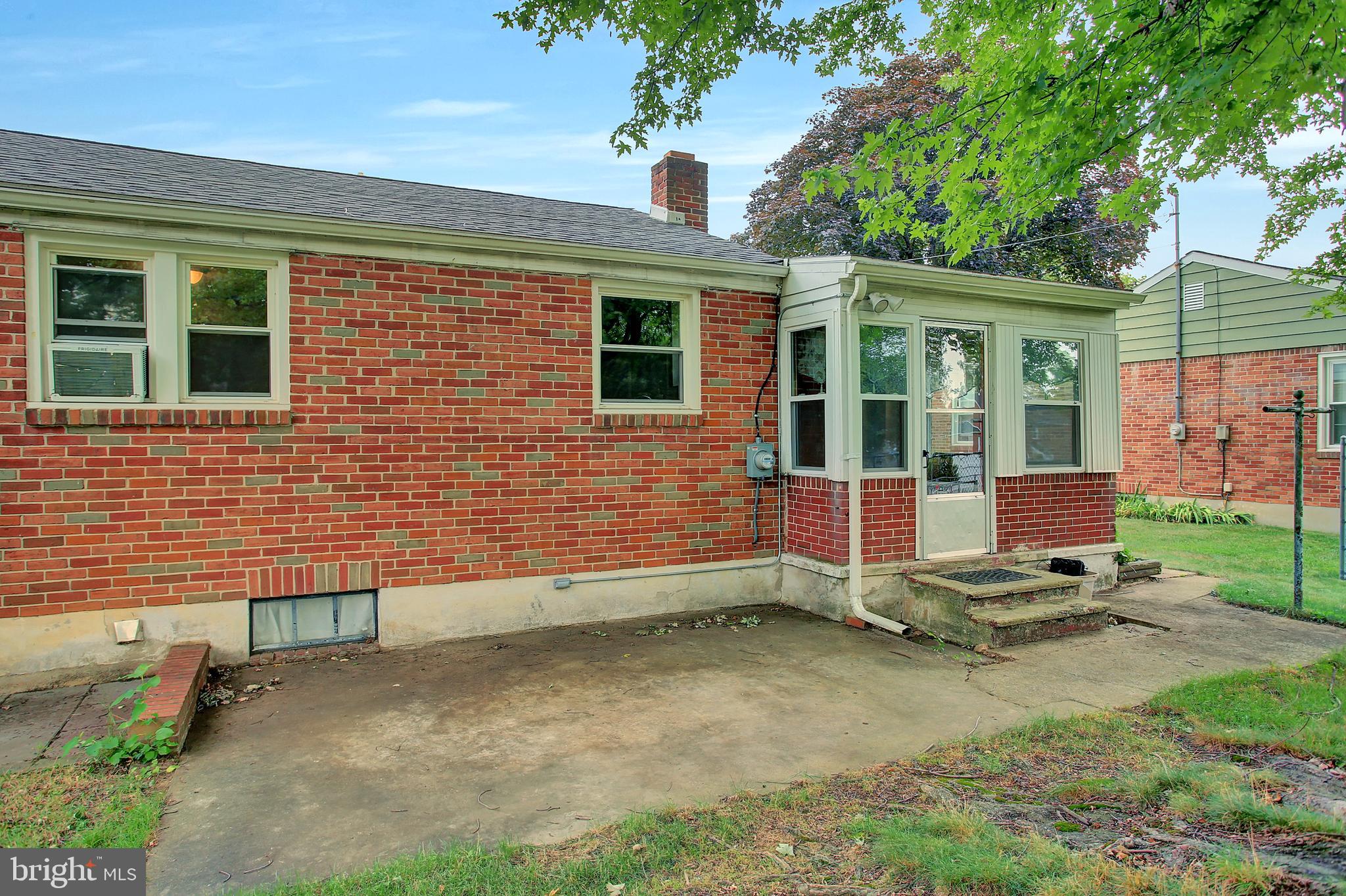 WOODLAND VIEW - Residential