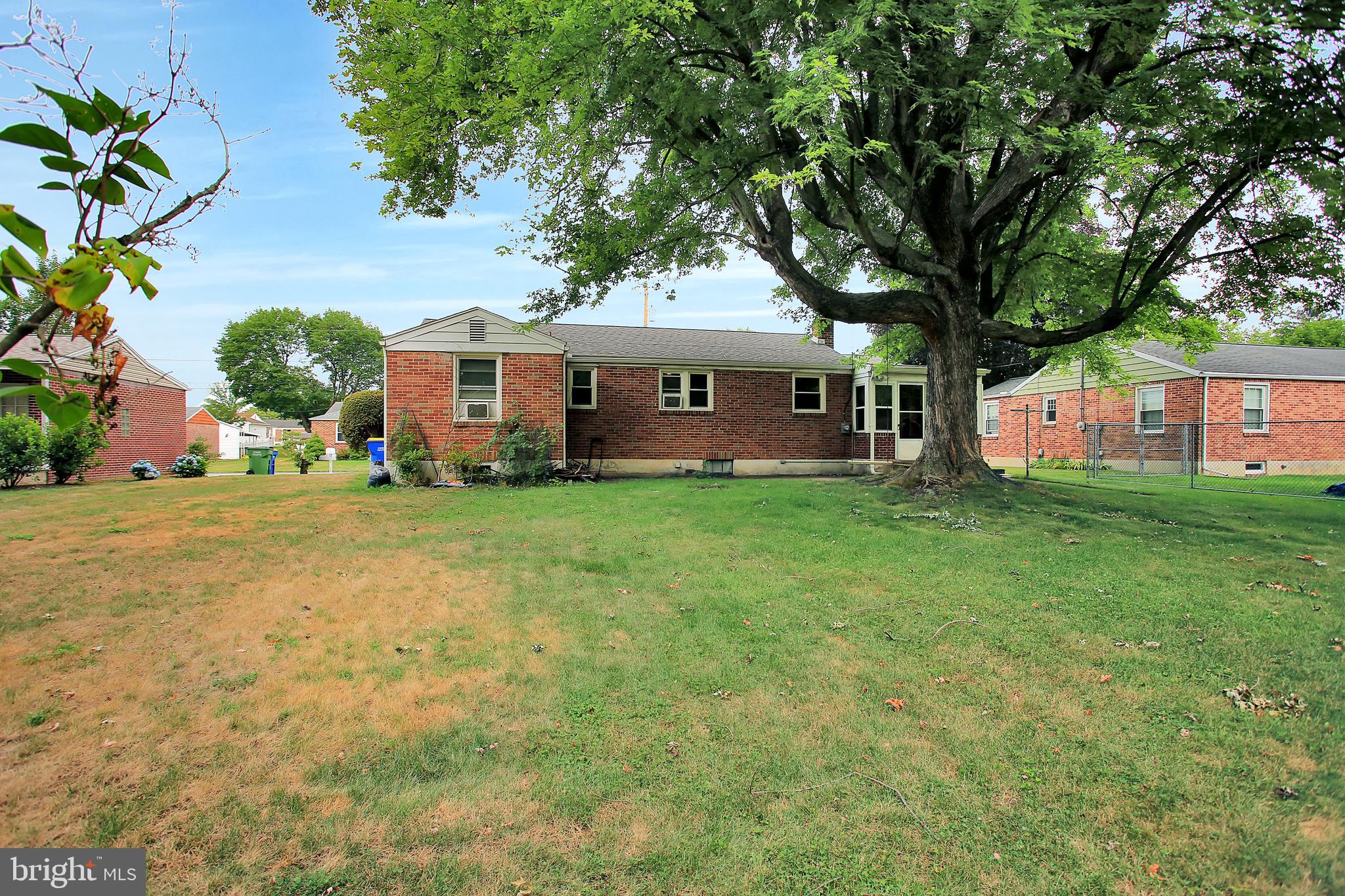 WOODLAND VIEW - Residential
