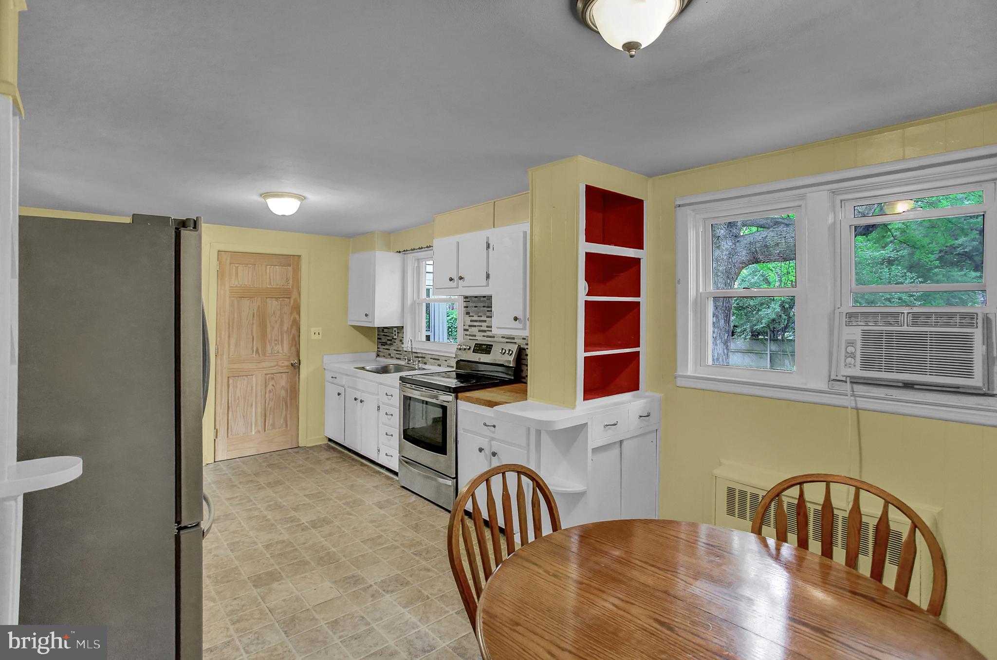WOODLAND VIEW - Residential