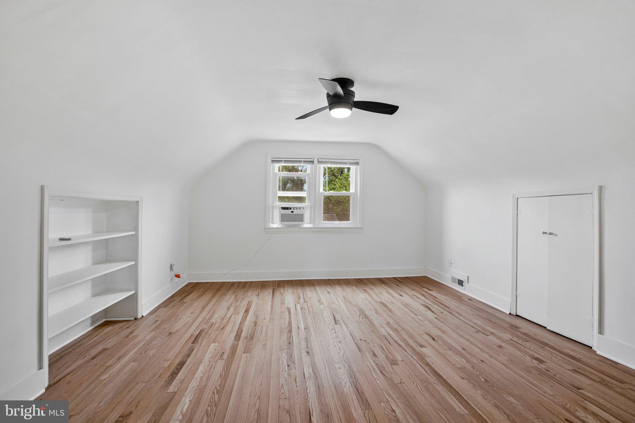 LINTHICUM HEIGHTS - Residential
