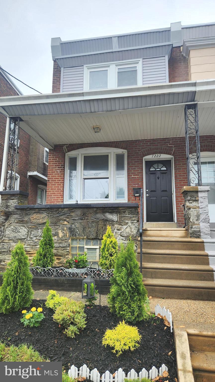 LAWNDALE - Residential