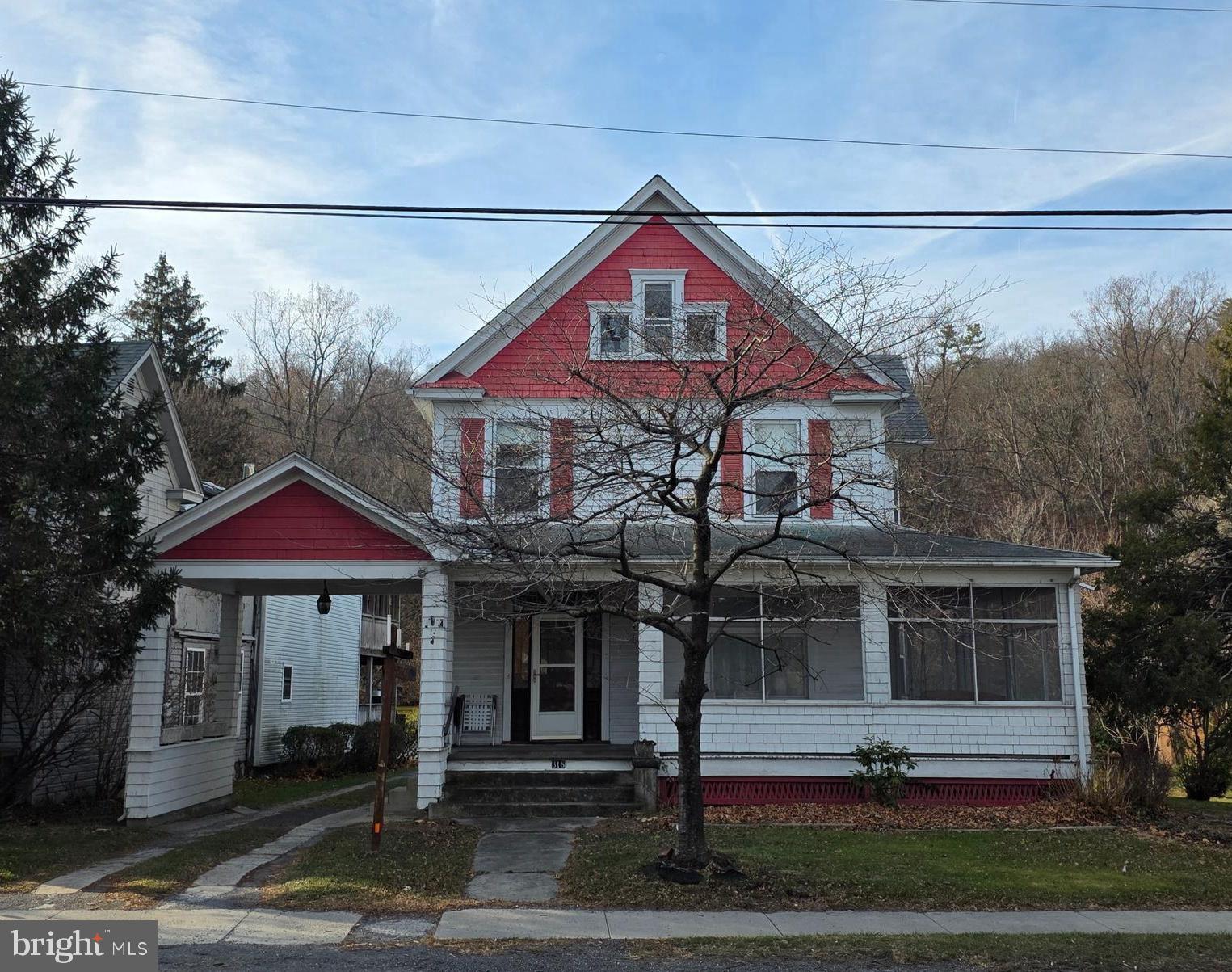 Charming 4-Bedroom Home in the Heart of Berkeley Springs! Welcome to 318 S Washington Street, where small-town charm meets everyday convenience at an exceptional price point. This delightful 4-bedroom, 1.5-bathroom home offers 1,705 square feet of comfortable living space in one of Morgan County's most sought-after locations. Nestled along the historic main corridor of Berkeley Springs, this property places you within easy walking distance of the renowned Berkeley Springs State Park, home to the famous warm mineral springs that have drawn visitors for centuries. Nature lovers and history enthusiasts alike will appreciate having this treasured landmark just moments from their front door. The convenient location extends beyond recreation. Families will value the proximity to local schools, making morning routines and after-school activities remarkably manageable. Downtown shops, local eateries, and essential services are all within reach, reducing your reliance on long commutes and keeping daily errands refreshingly simple.

Inside, generous square footage provides ample room for growing families or those who simply appreciate having space to spread out. With four bedrooms at your disposal, you'll find flexibility for home offices, guest quarters, or hobby rooms alongside comfortable sleeping arrangements.

This property represents a rare opportunity to establish roots in a community that beautifully balances peaceful mountain living with accessible amenities. Whether you're seeking a primary residence or a weekend retreat from city life, this home delivers genuine value without compromise.

Don't let this opportunity slip away. Schedule your private showing today and discover why Berkeley Springs has captivated residents for generations.
