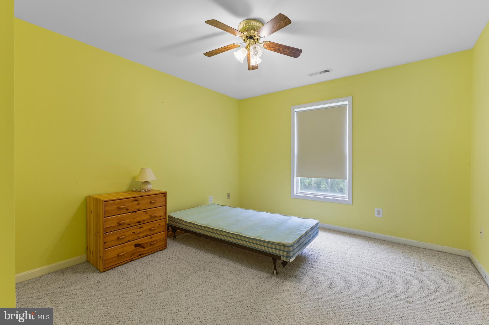 LAURIANNE WOODS - Residential