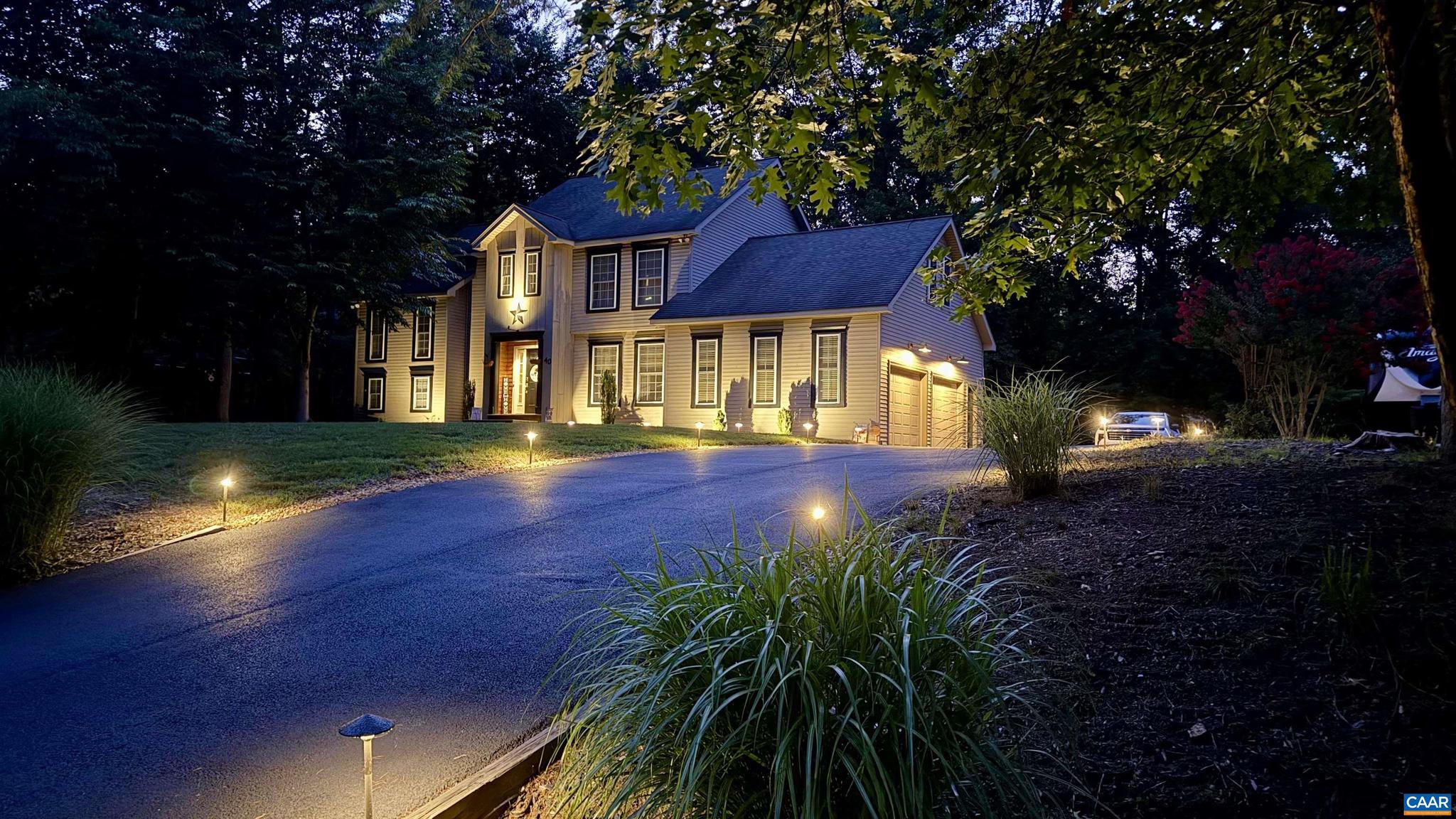 LAKE MONTICELLO - Residential