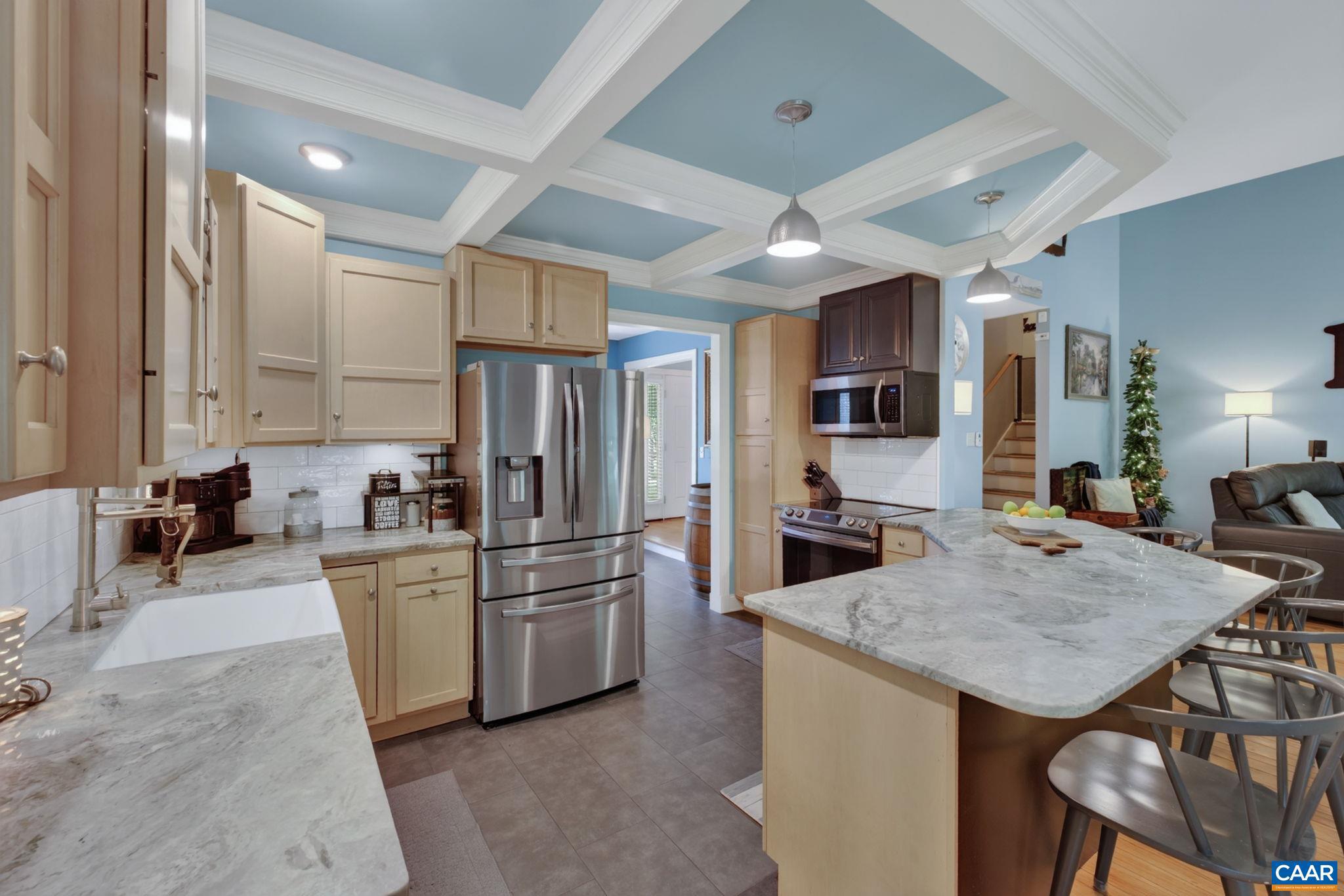 LAKE MONTICELLO - Residential