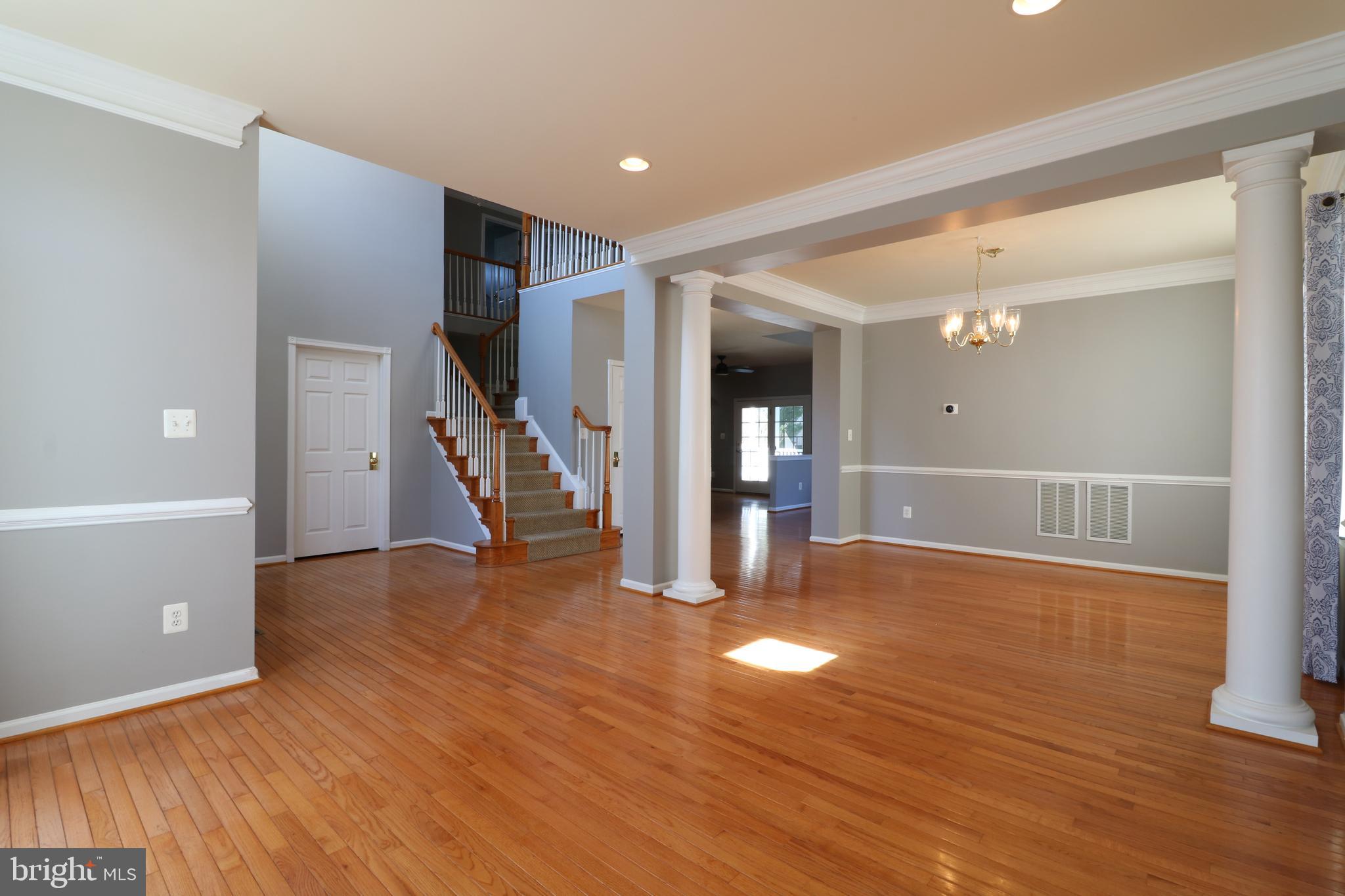 SOUTH RIDING - Residential Lease