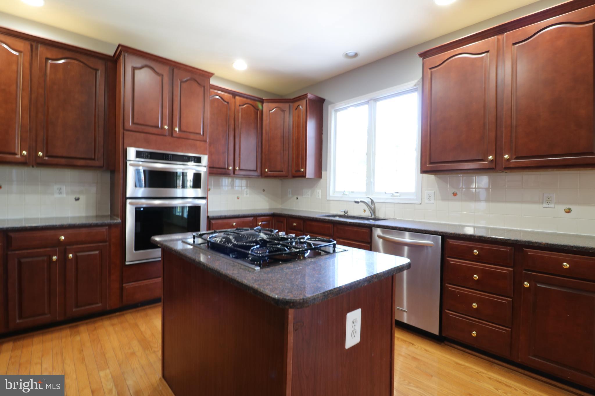SOUTH RIDING - Residential Lease