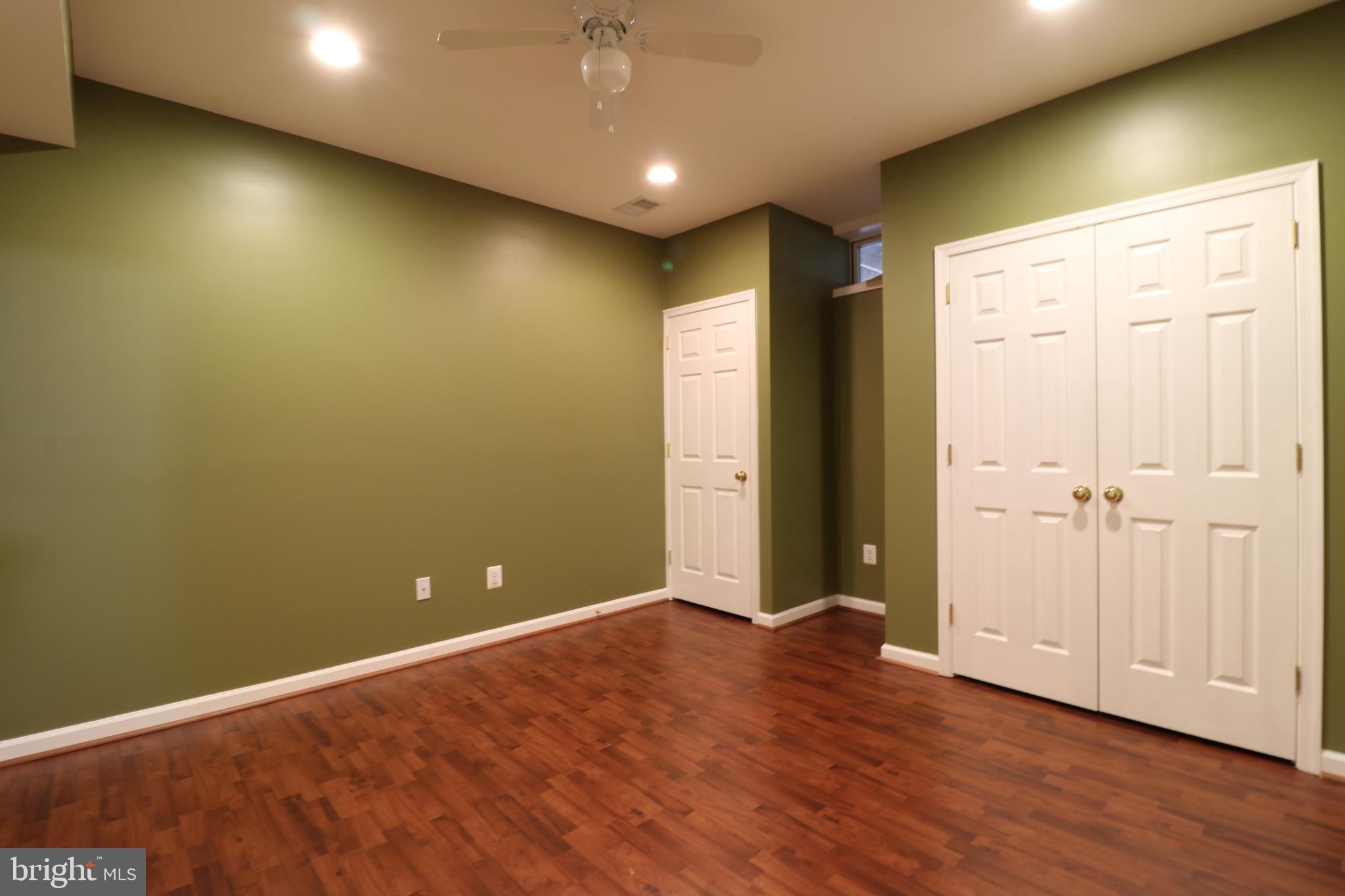 SOUTH RIDING - Residential Lease