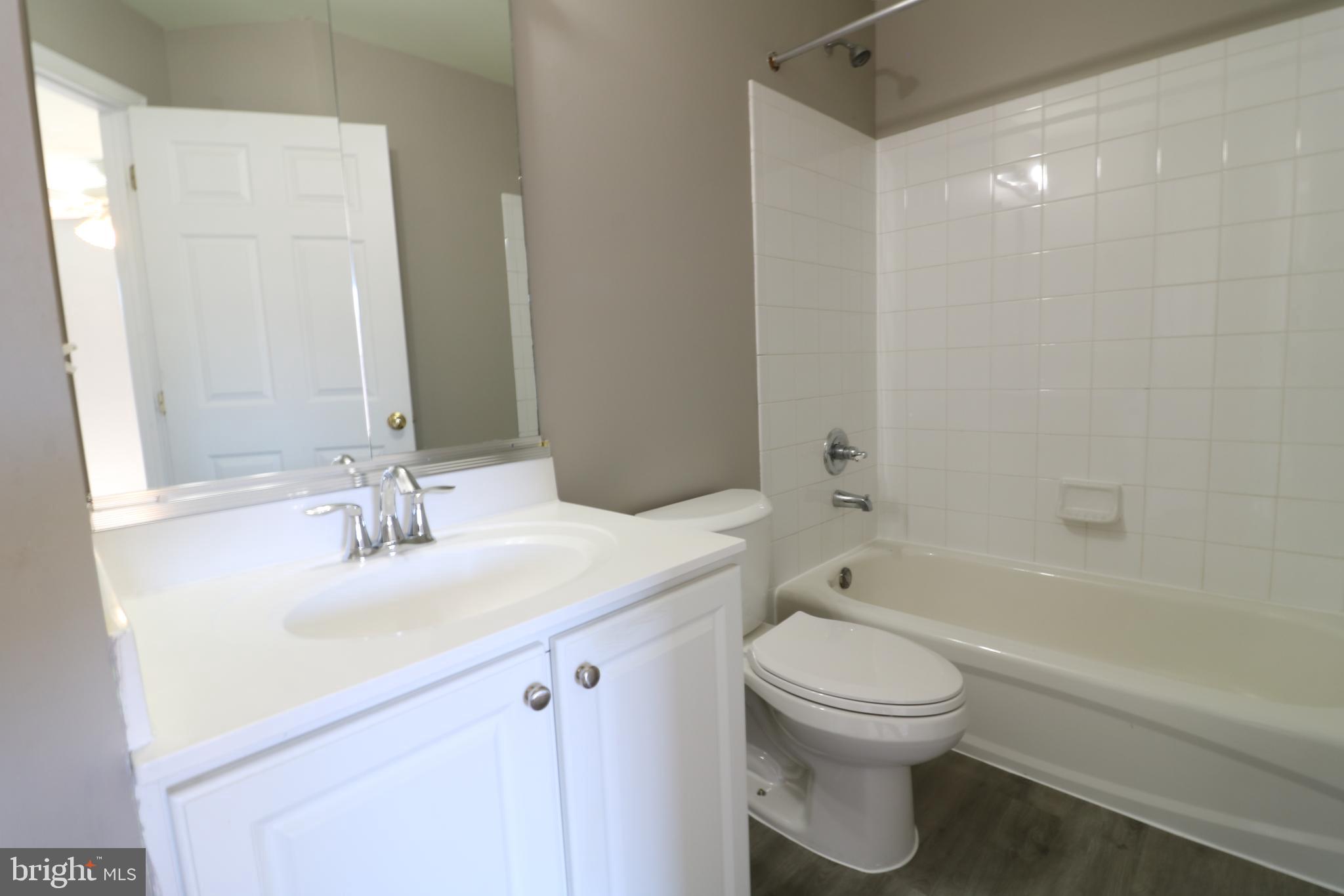 SOUTH RIDING - Residential Lease