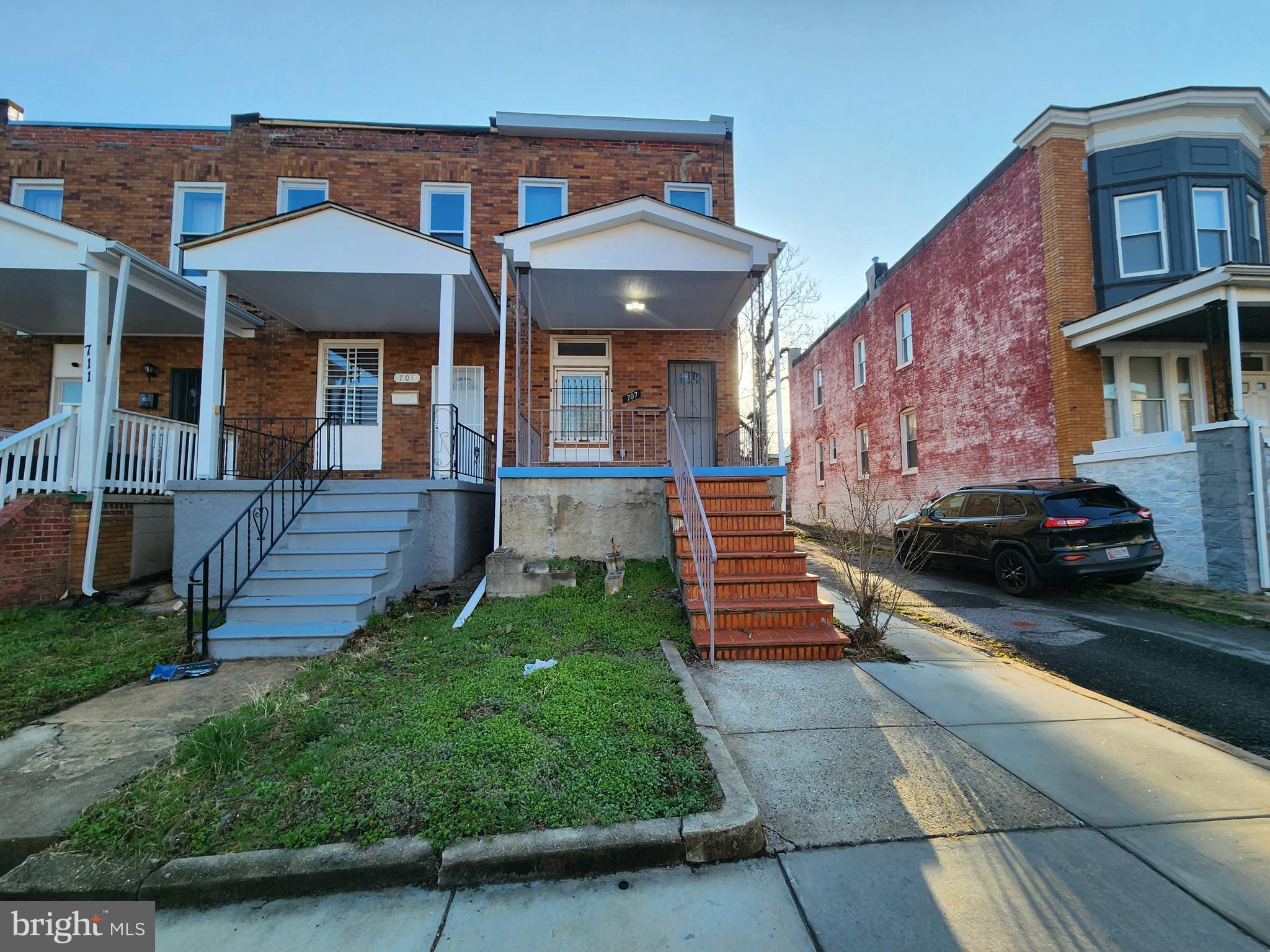 ONLINE AUCTION: This auction takes place on the Ashland Auction Group website bidding platform. Bidding begins 6/25/2026 @ 10:00 AM. Bidding ends 6/29/2026 @ 12:00 PM. The list price is the suggested opening bid. Deposit: $10,000.

This two-story townhouse is located in the Franklintown Road neighborhood of Baltimore City. Residents can enjoy nearby attractions and facilities such as the West Baltimore MARC Station and Gwynns Falls. The property is vacant. The area provides easy access to the major artery, W Franklin St, connecting to other regions in the city.
