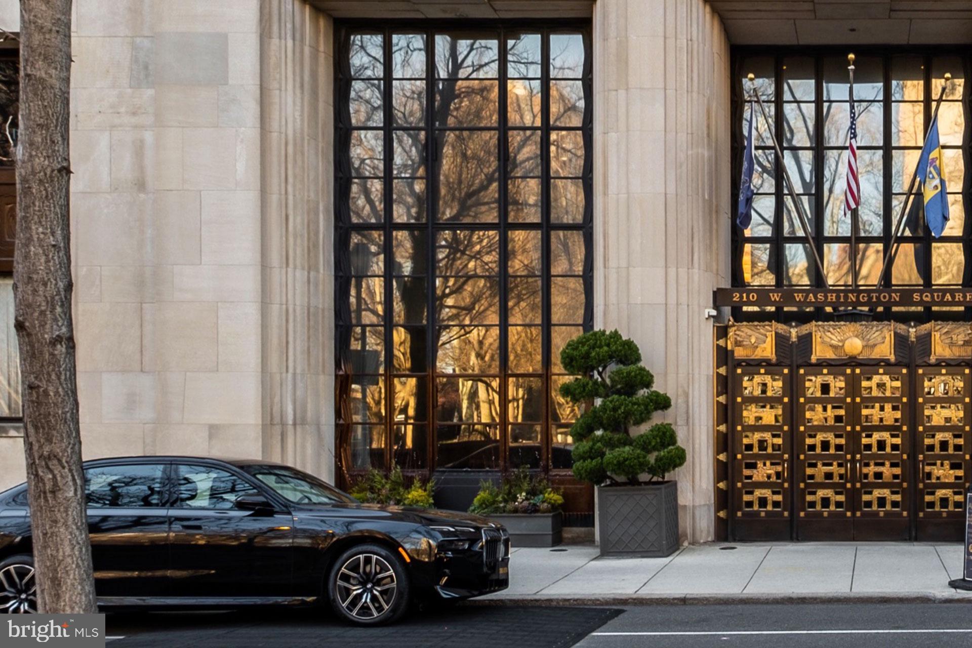 WASHINGTON SQ WEST - Residential