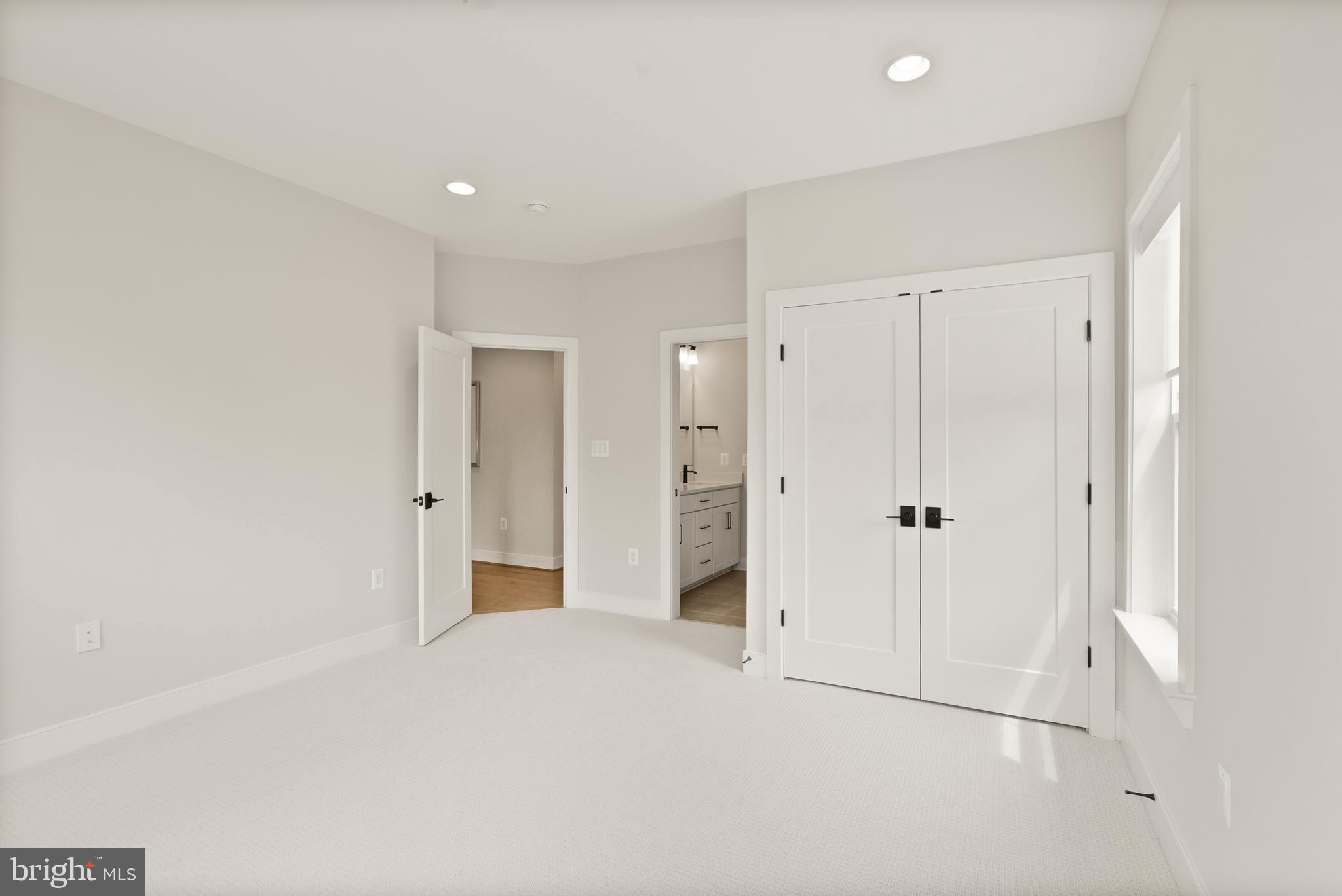 CARLIN SPRINGS - Residential