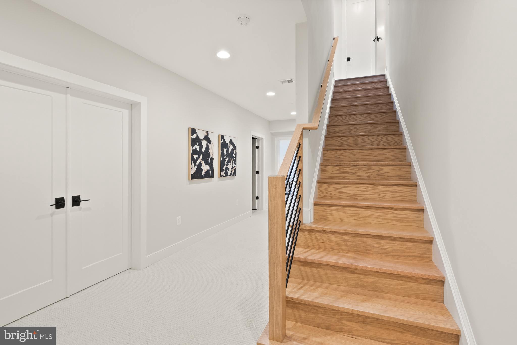 CARLIN SPRINGS - Residential