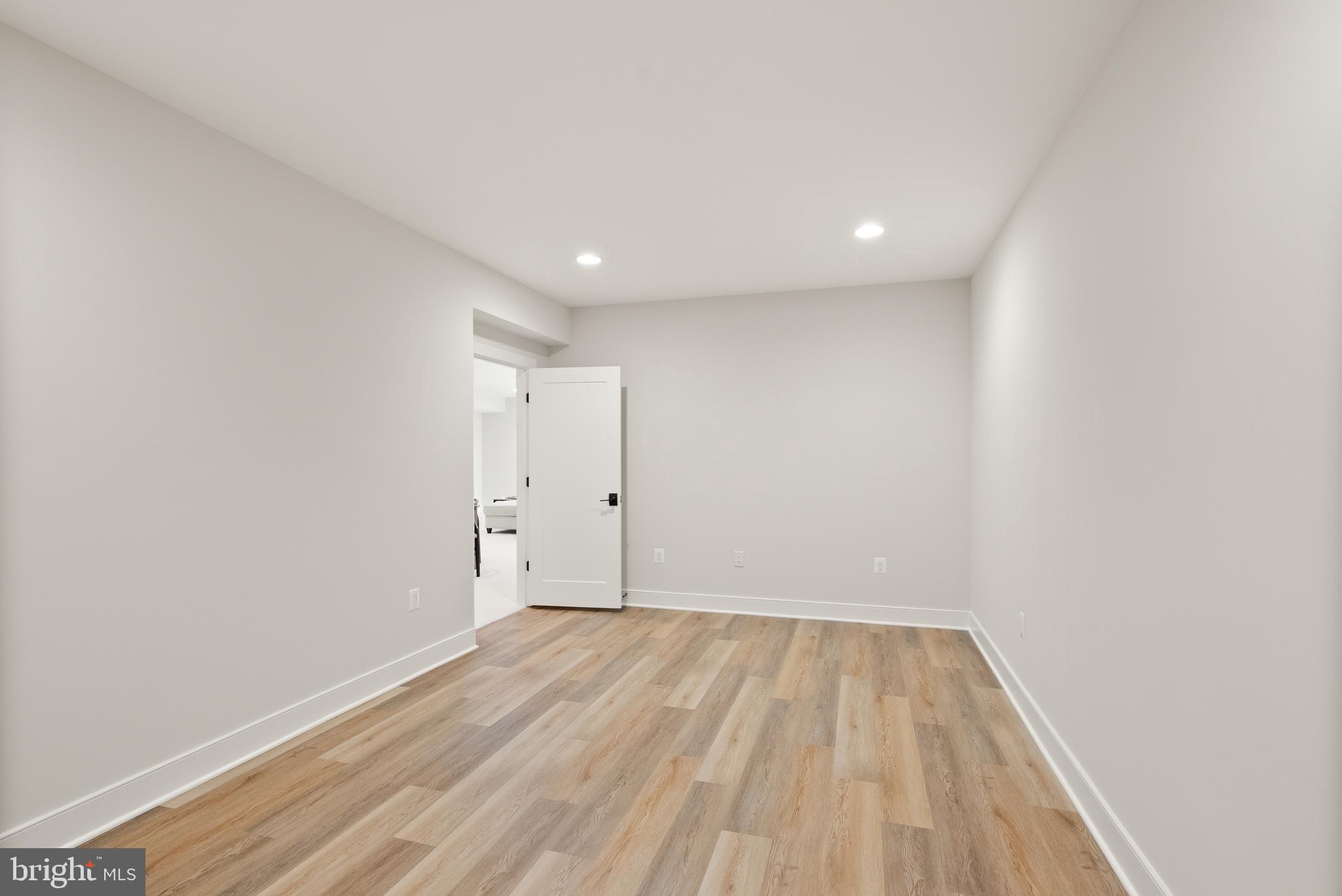 CARLIN SPRINGS - Residential
