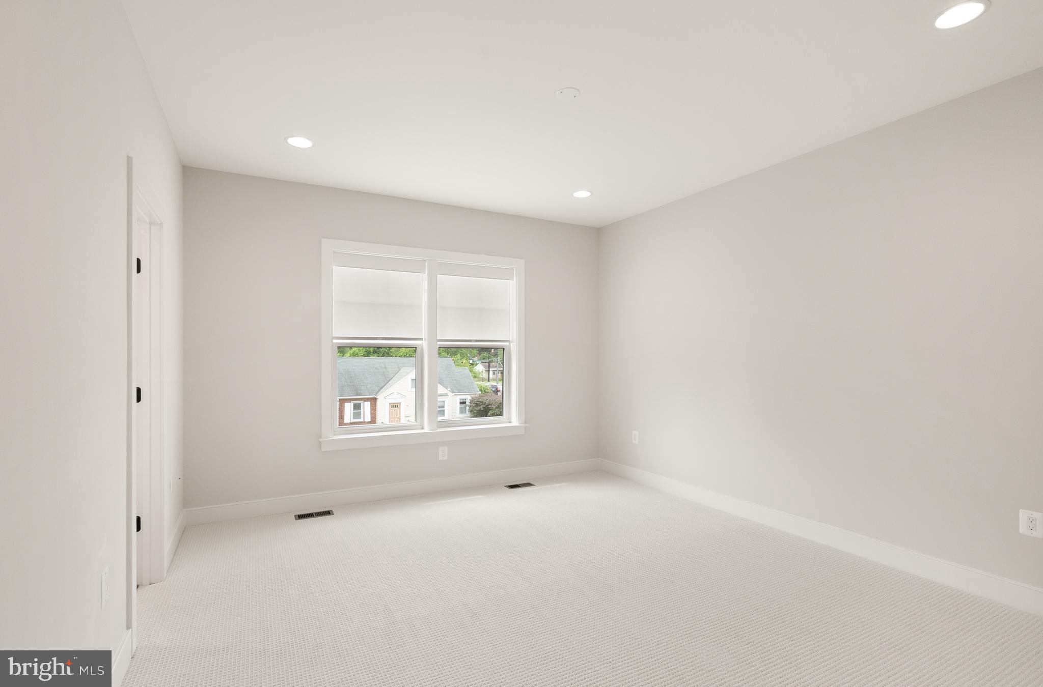 CARLIN SPRINGS - Residential