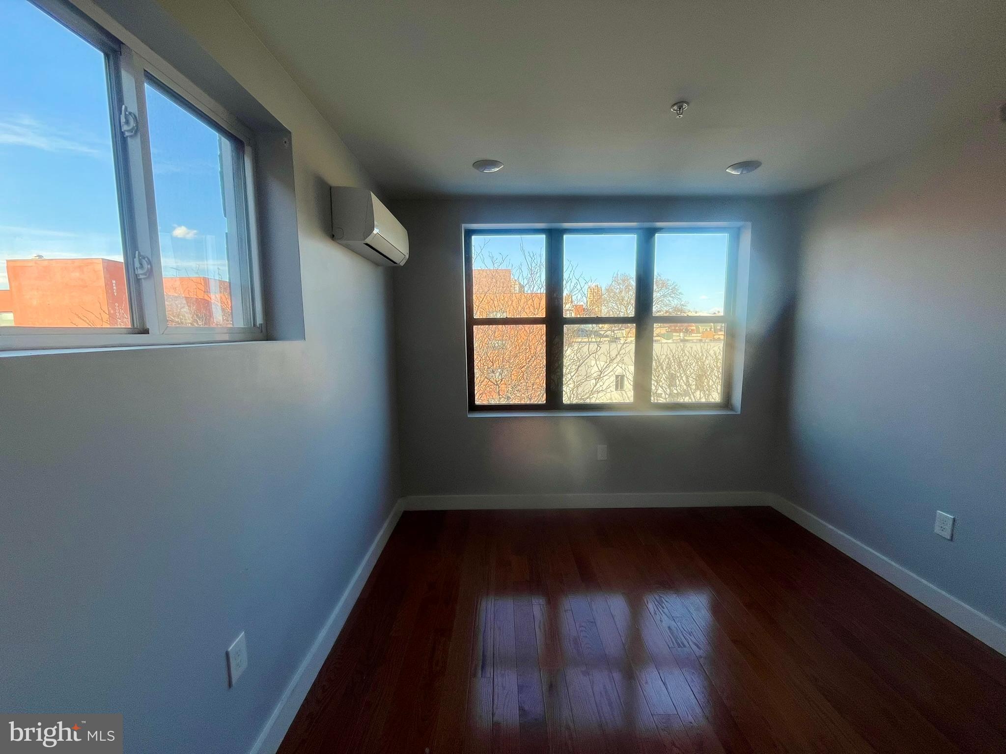 SPRUCE HILL - Residential Lease