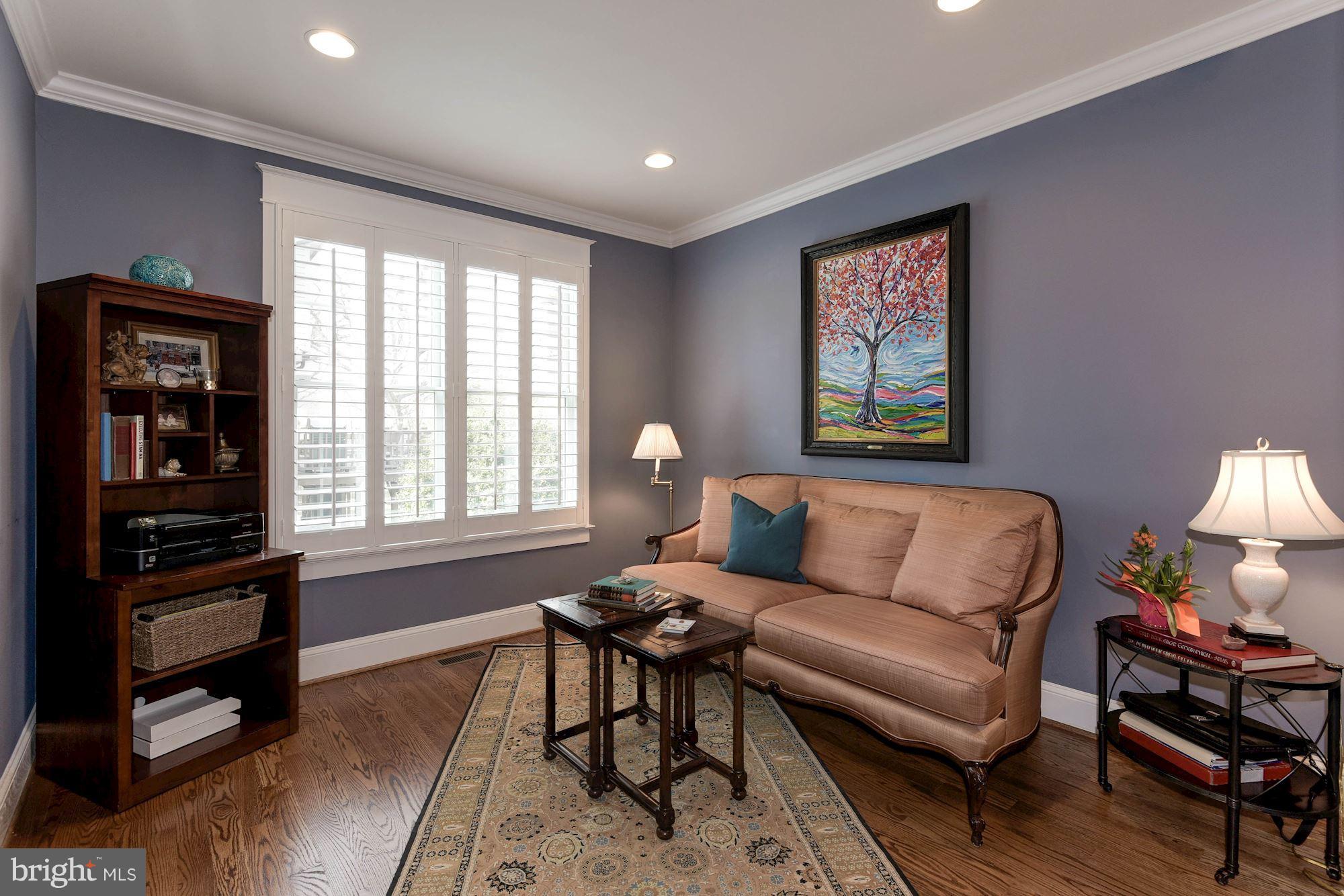BROYHILL FOREST - Residential