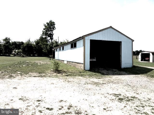 NONE, RURAL - Residential