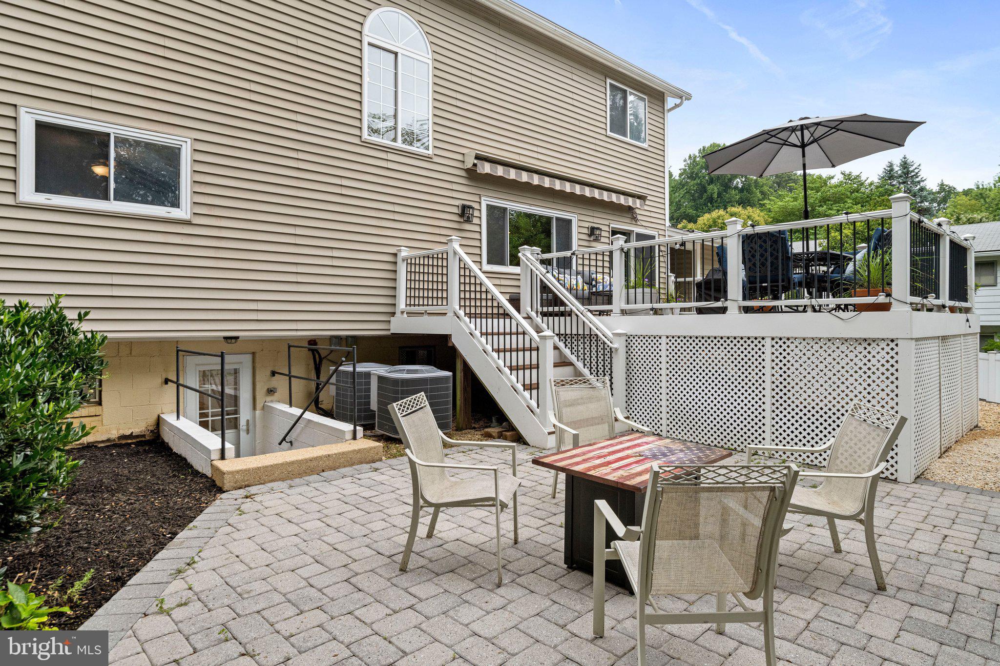 DUNN LORING WOODS - Residential