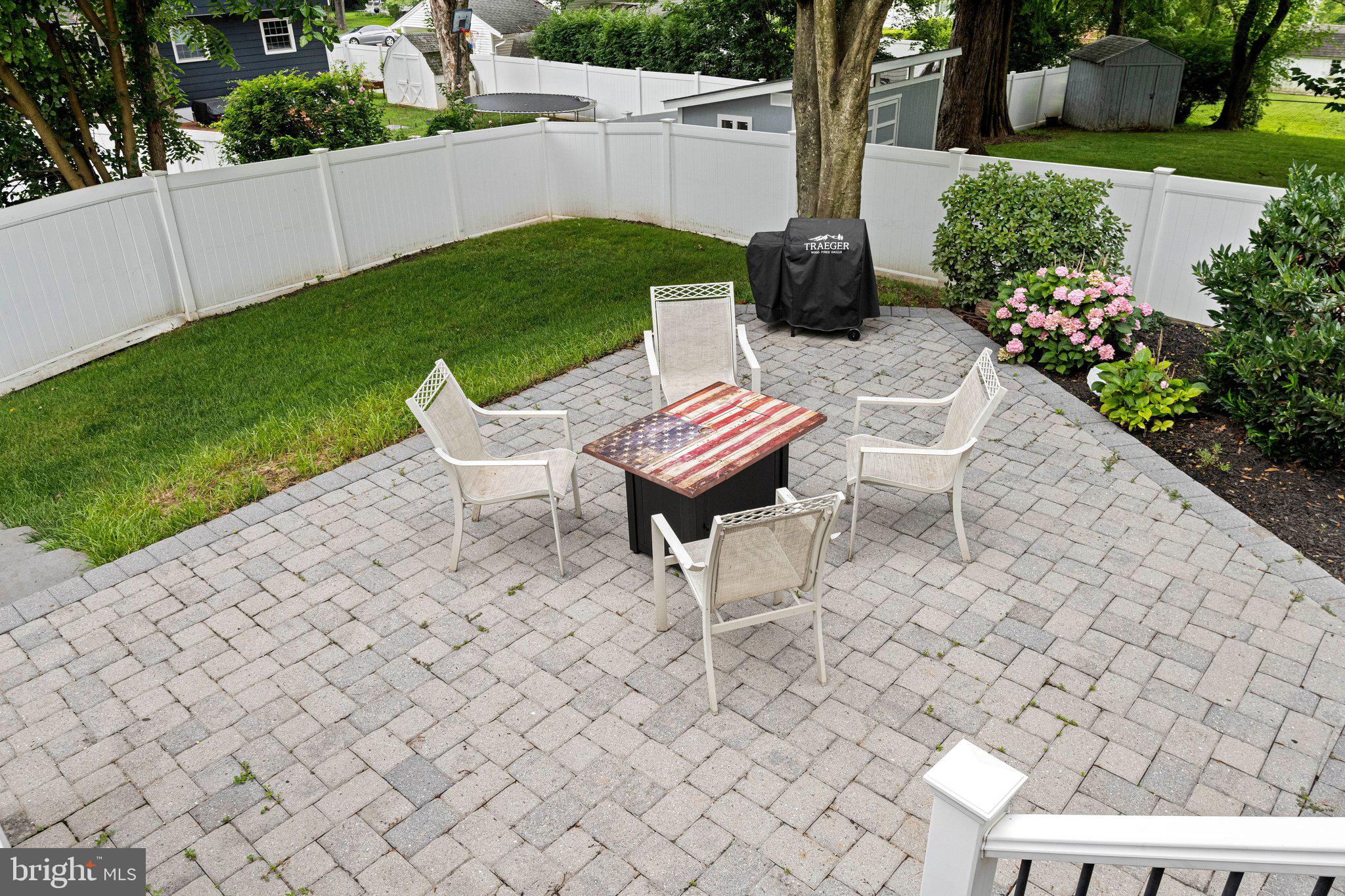DUNN LORING WOODS - Residential