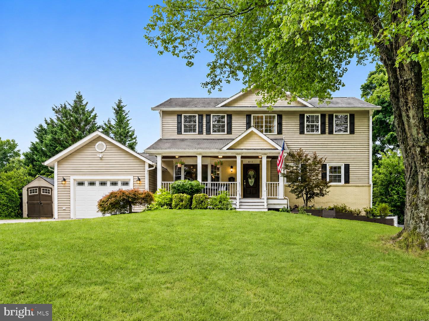 DUNN LORING WOODS - Residential