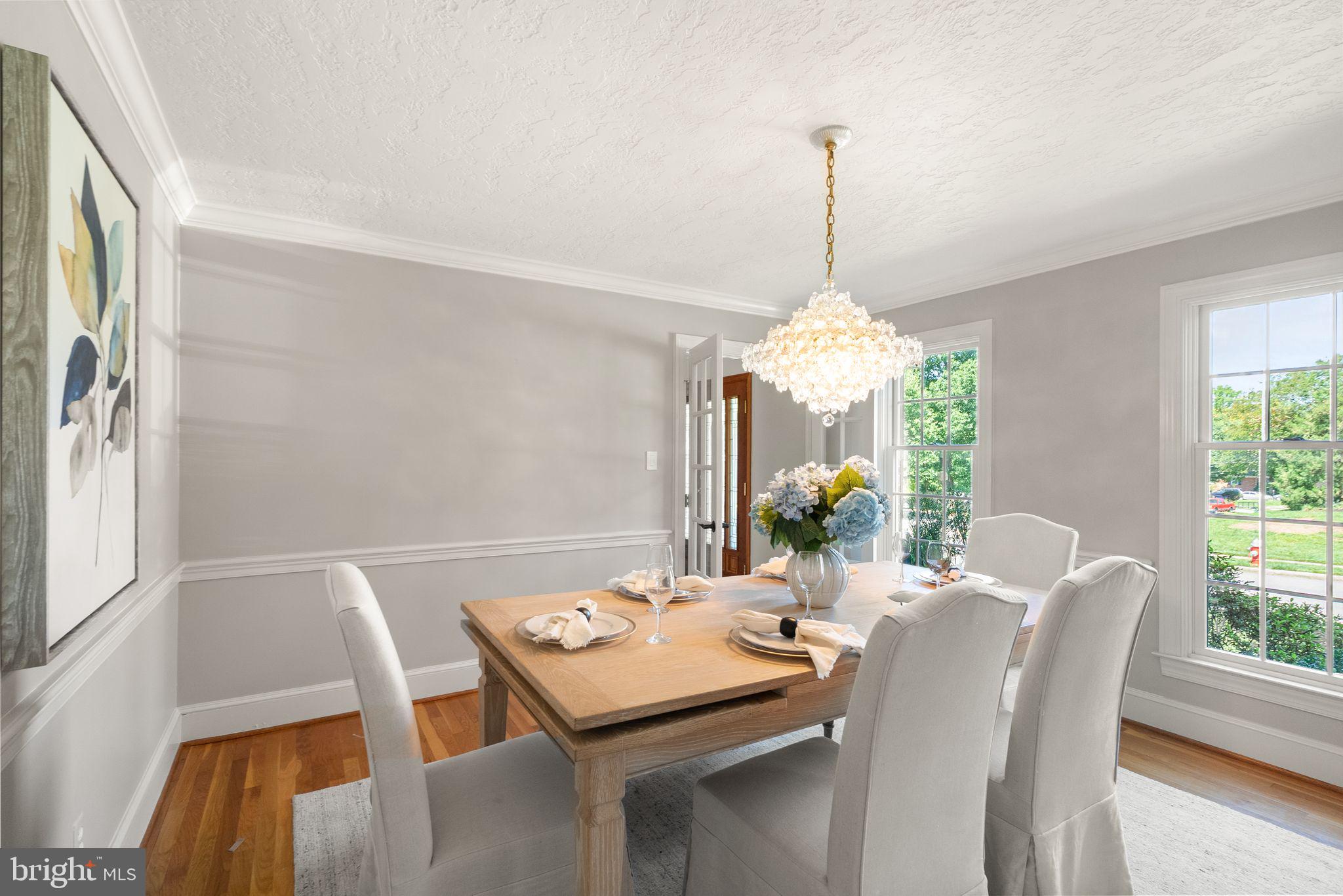 HOLLIN GLEN - Residential