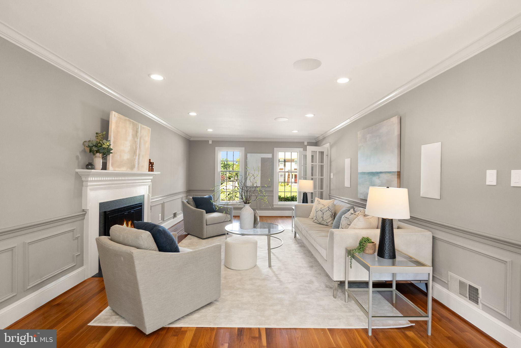 HOLLIN GLEN - Residential