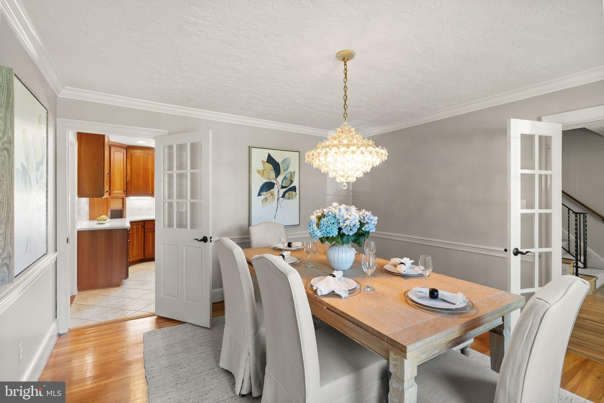 HOLLIN GLEN - Residential