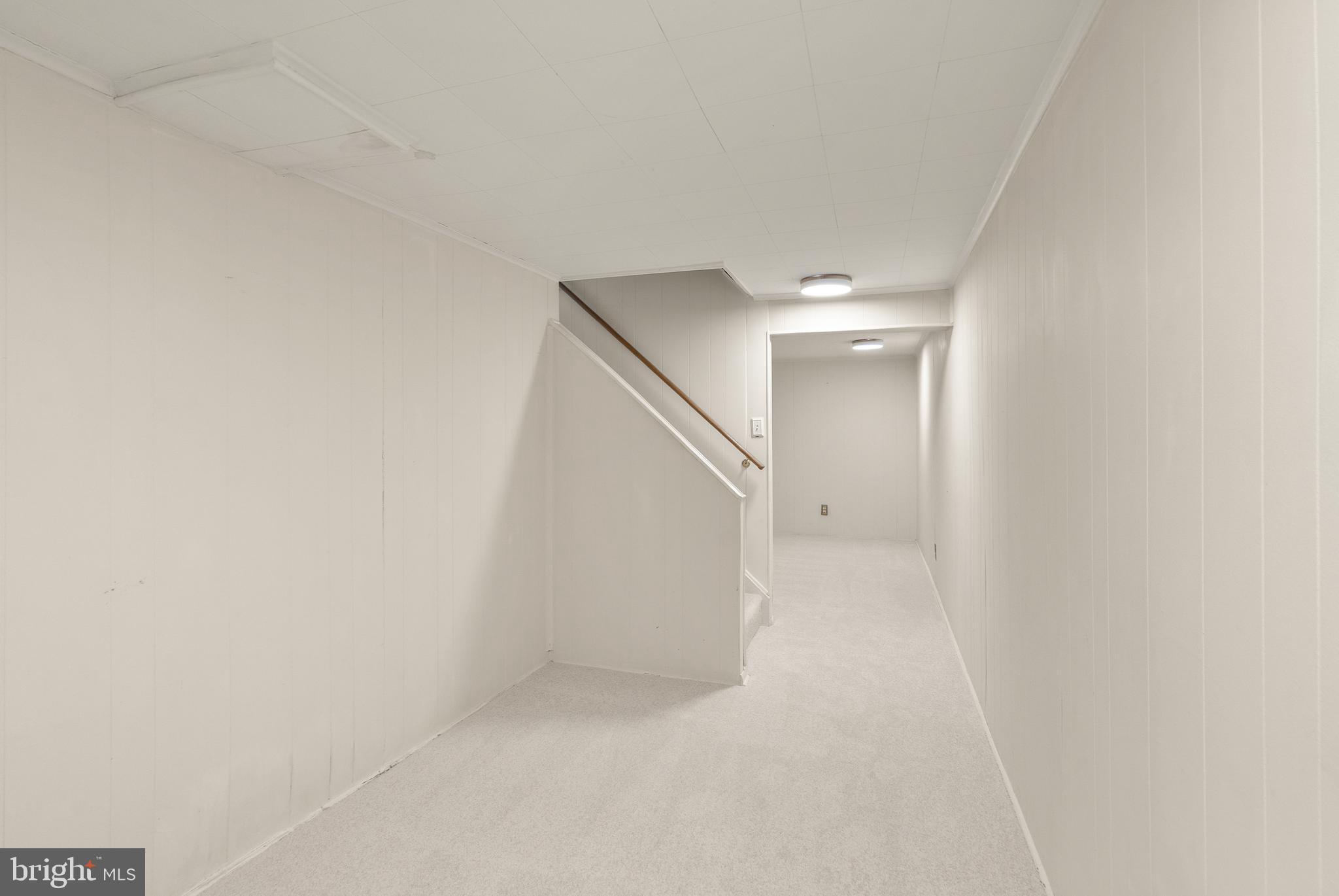 HOLLIN GLEN - Residential