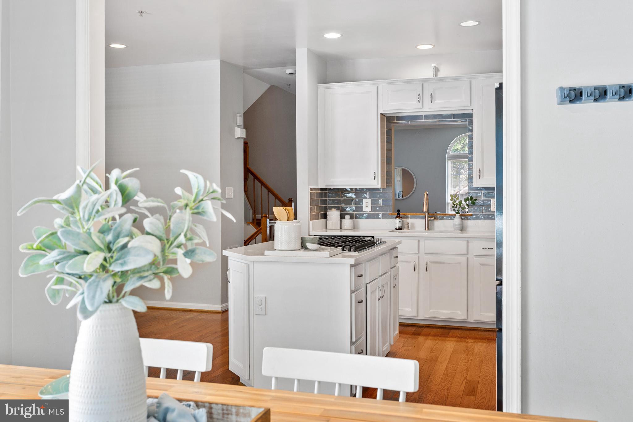 CHAPEL GROVE - Residential