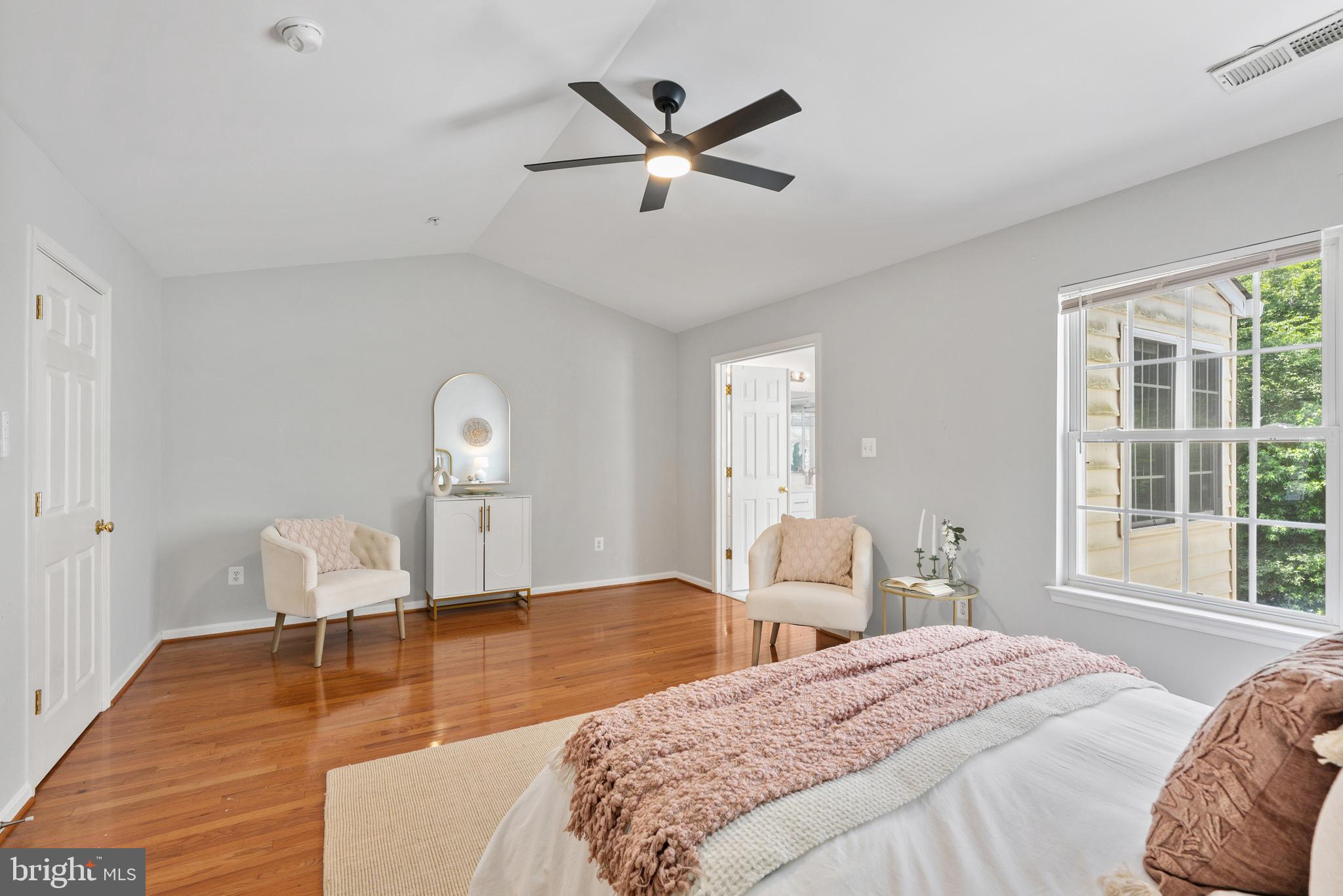 CHAPEL GROVE - Residential