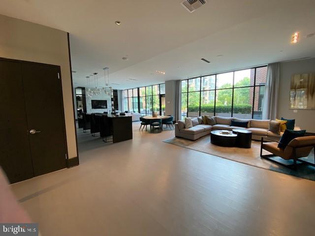 BEXLEY - Residential Lease
