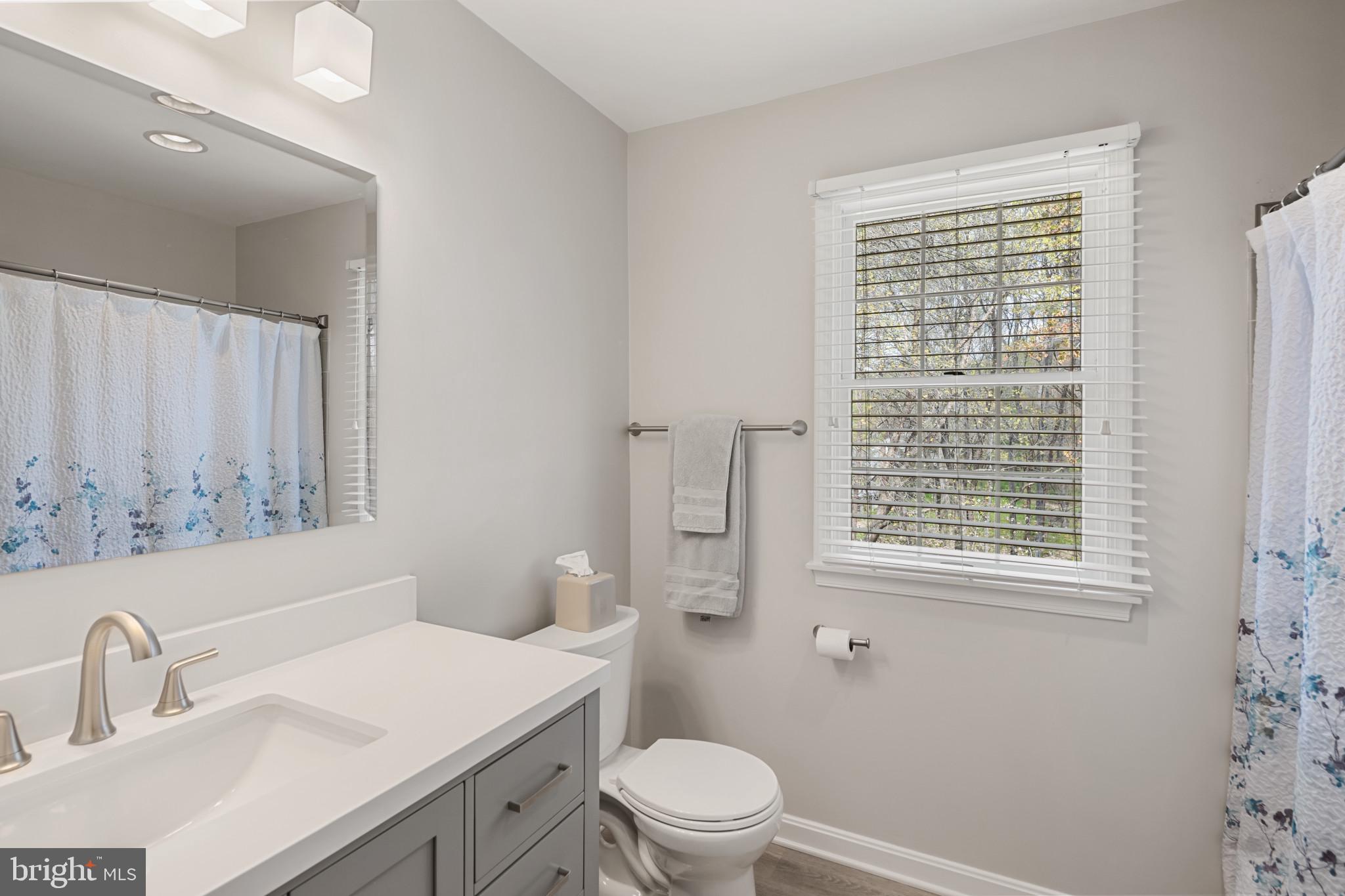 DORSEY SEARCH - Residential