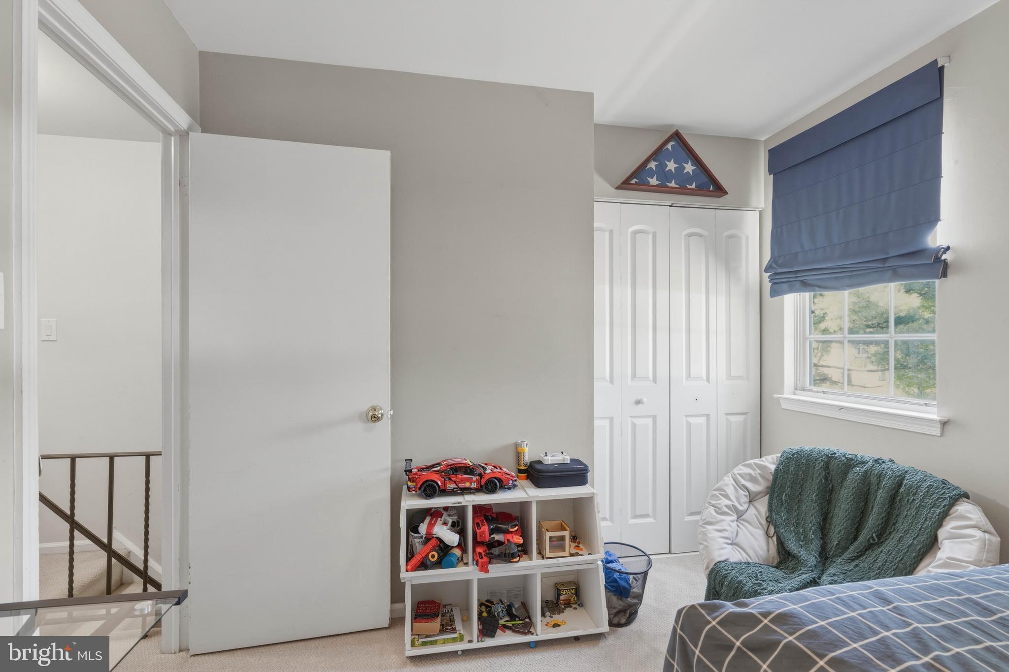 STURBRIDGE - Residential