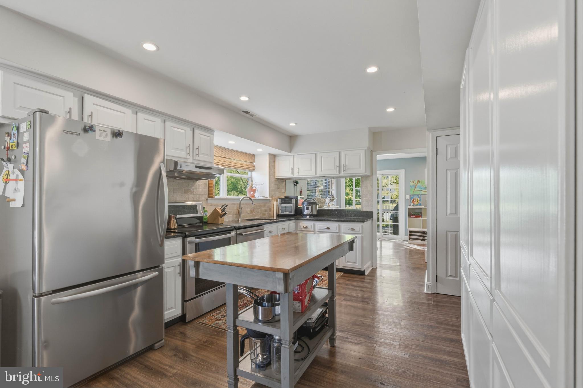 STURBRIDGE - Residential