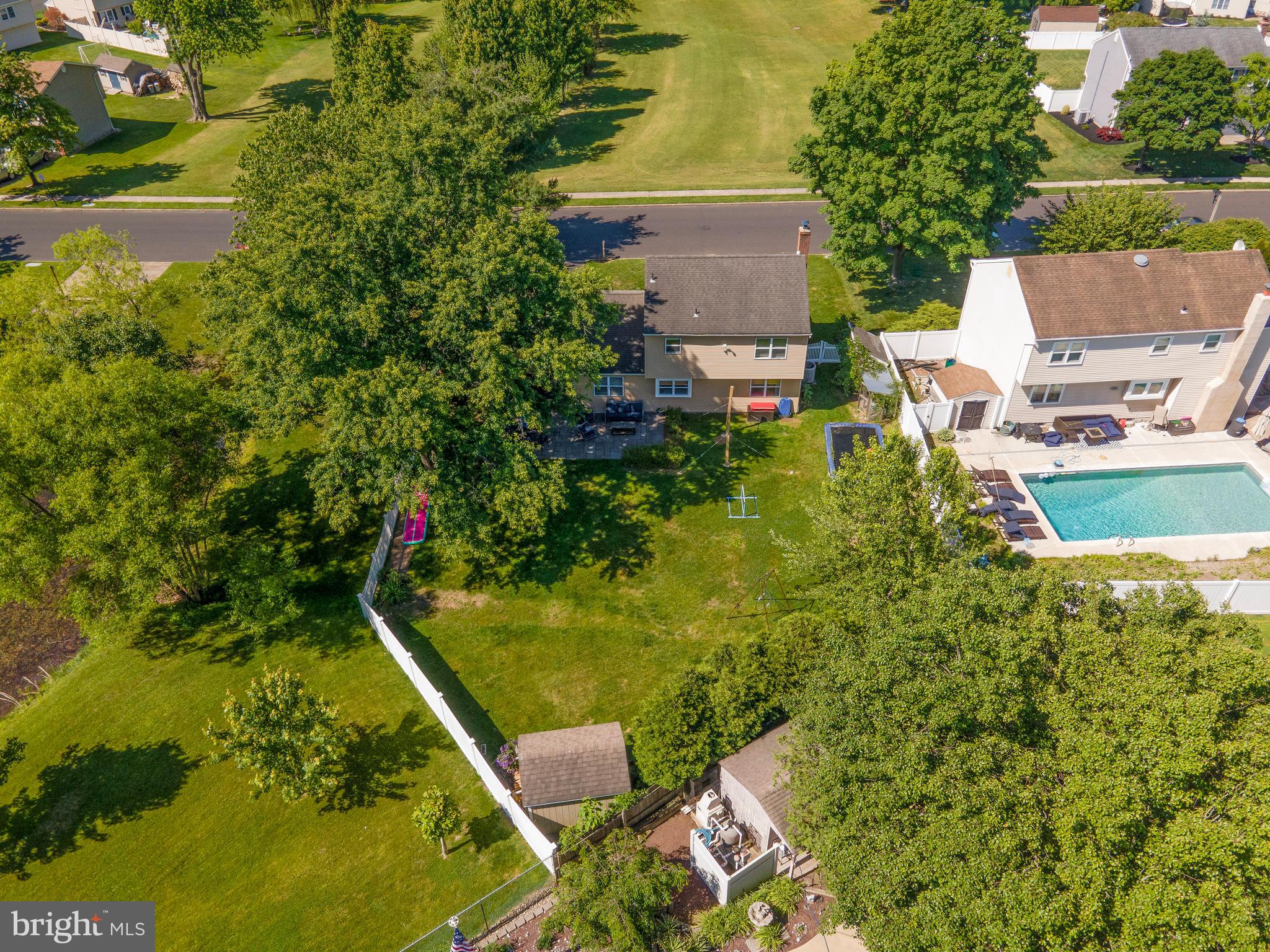 STURBRIDGE - Residential