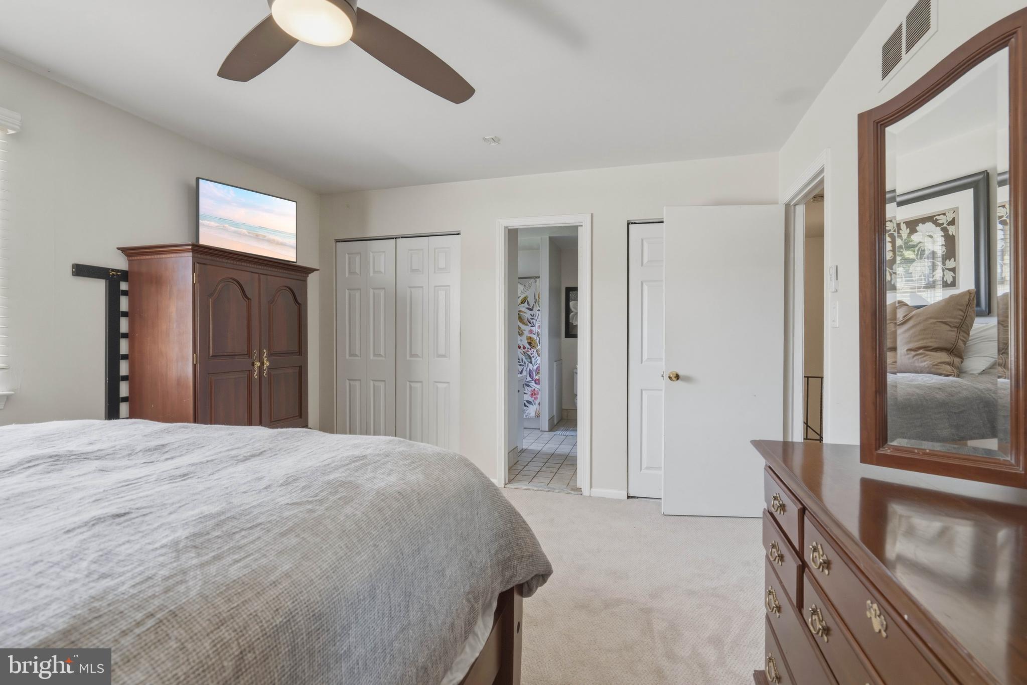 STURBRIDGE - Residential