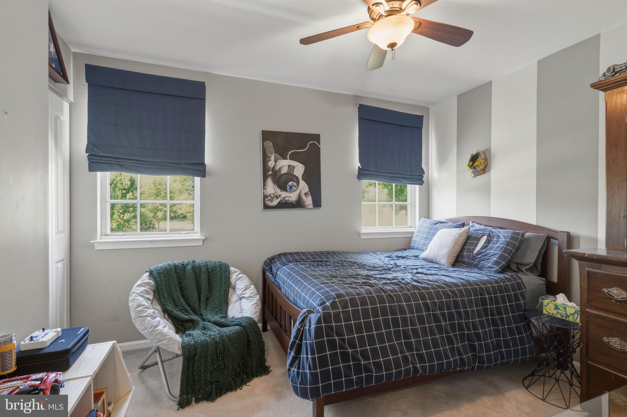 STURBRIDGE - Residential