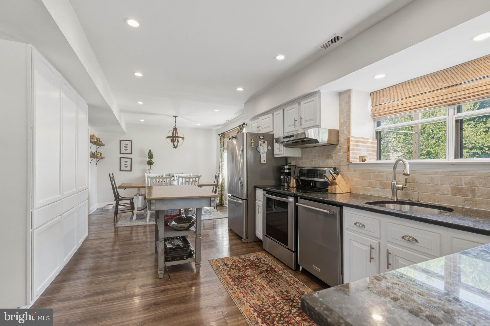 STURBRIDGE - Residential