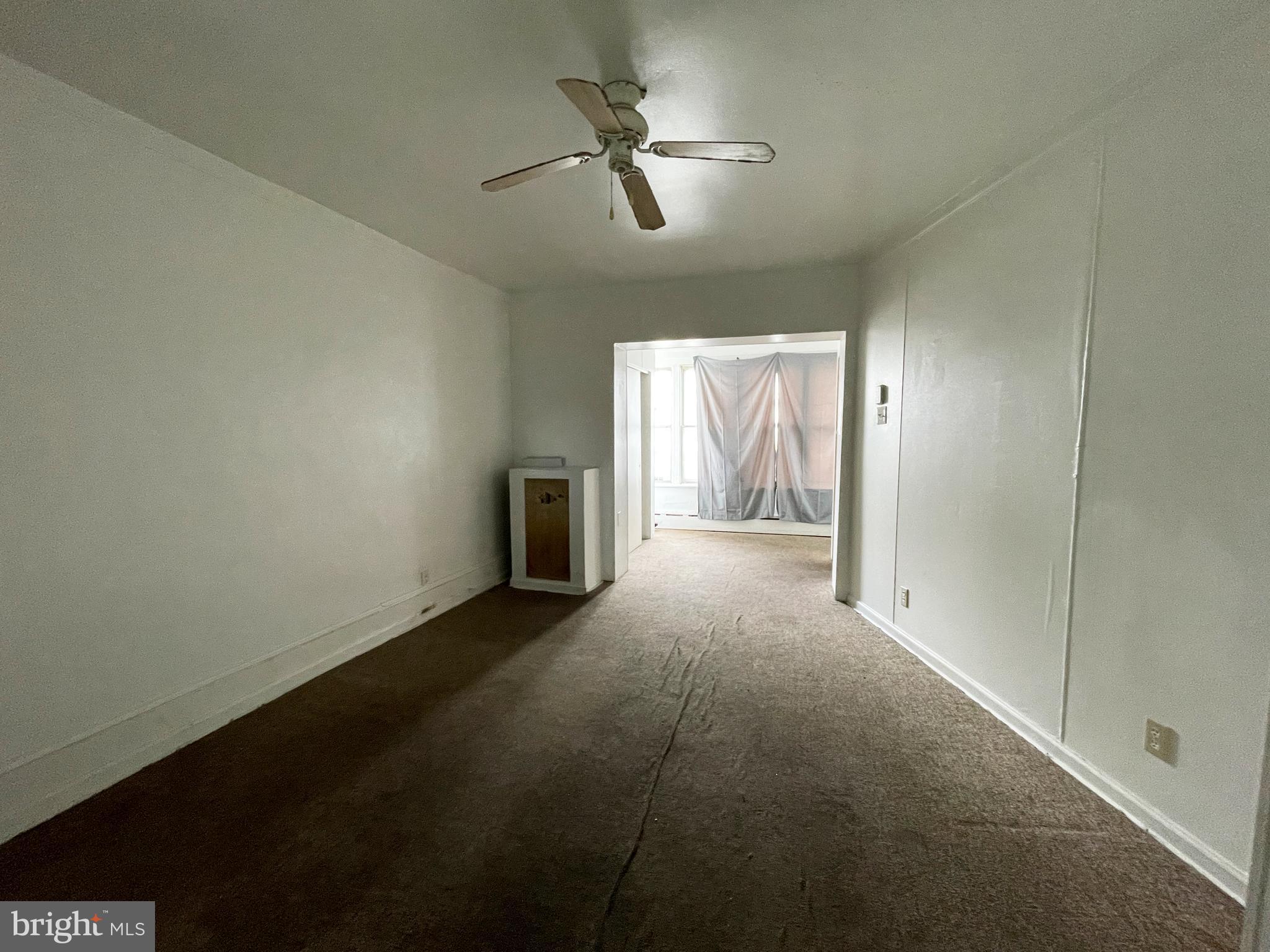 ELMWOOD PARK - Residential Income