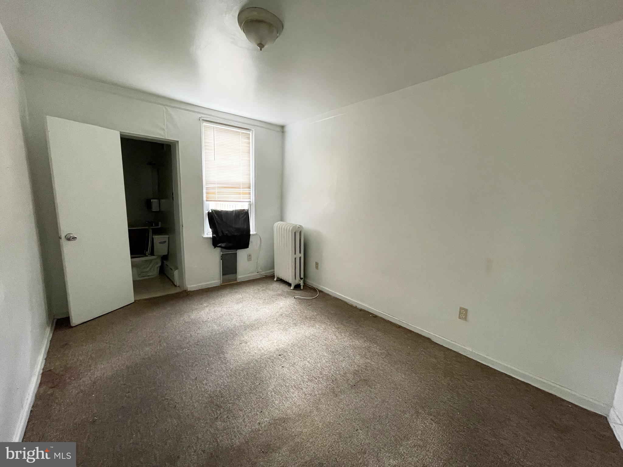 ELMWOOD PARK - Residential Income