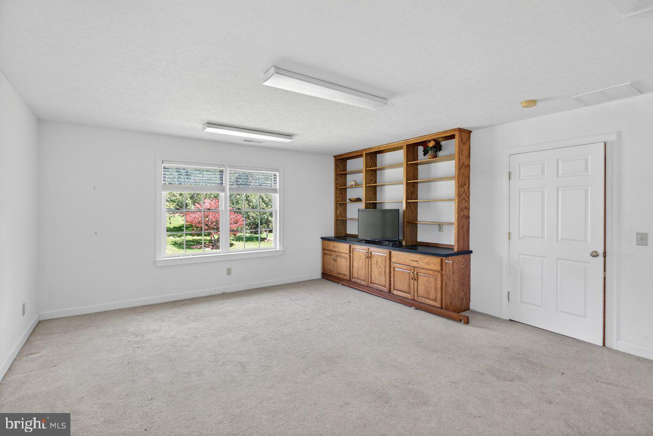 BELMONT ESTATES - Residential