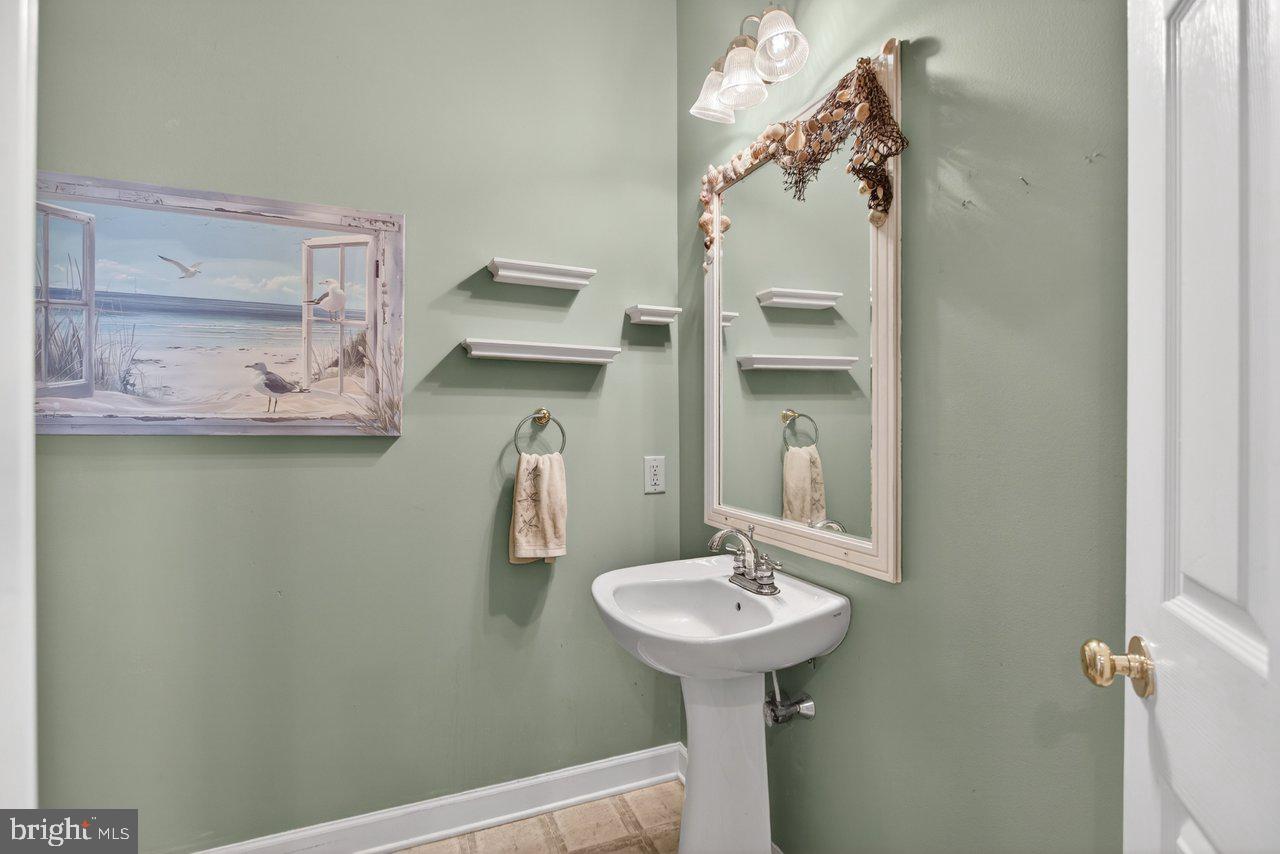 BELMONT ESTATES - Residential
