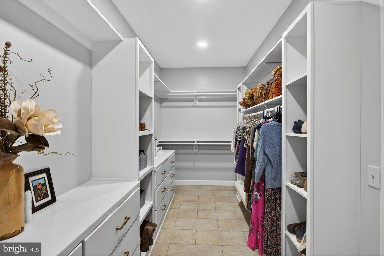 BELMONT ESTATES - Residential