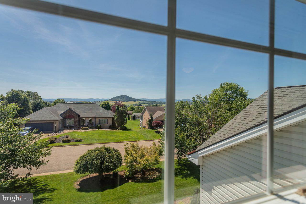 BELMONT ESTATES - Residential