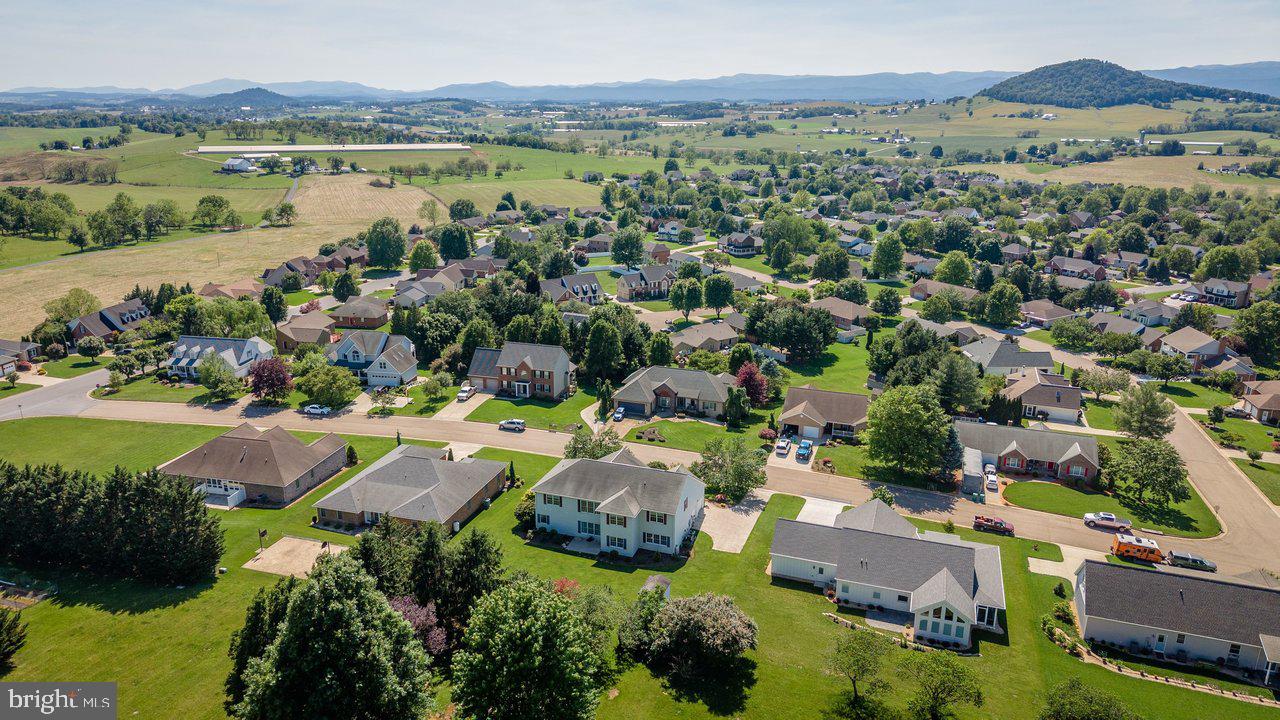 BELMONT ESTATES - Residential