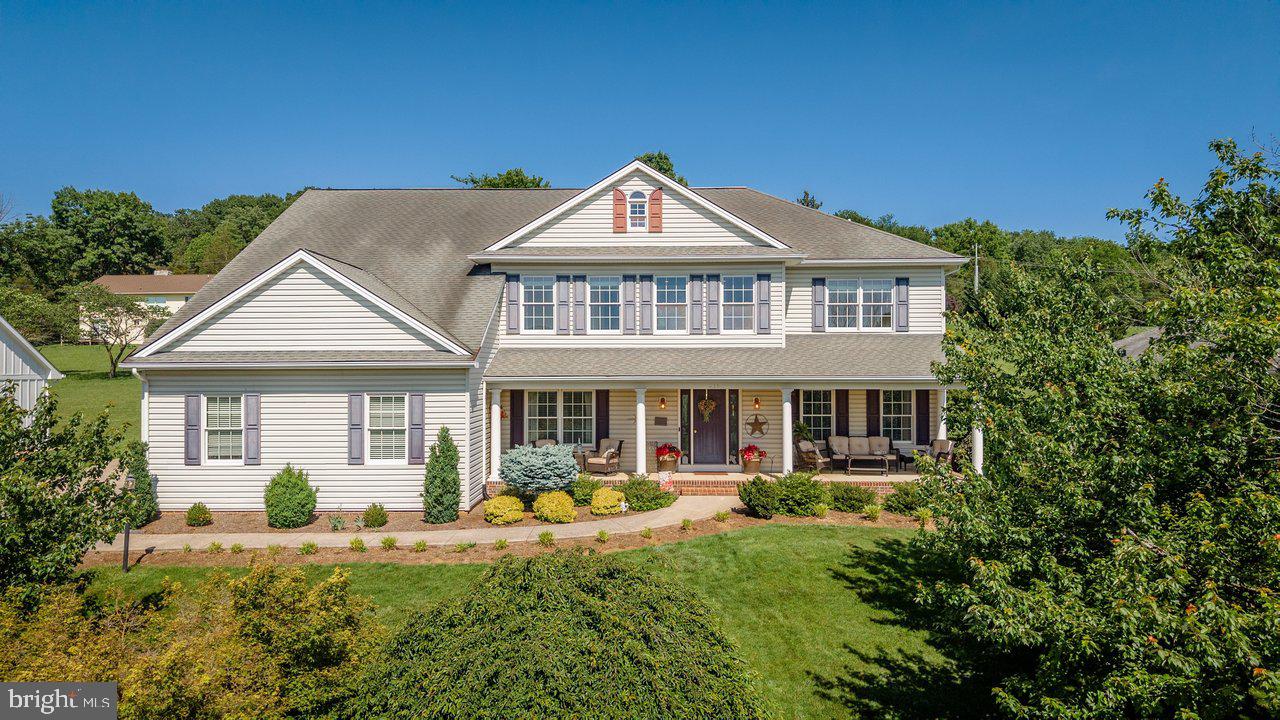 BELMONT ESTATES - Residential